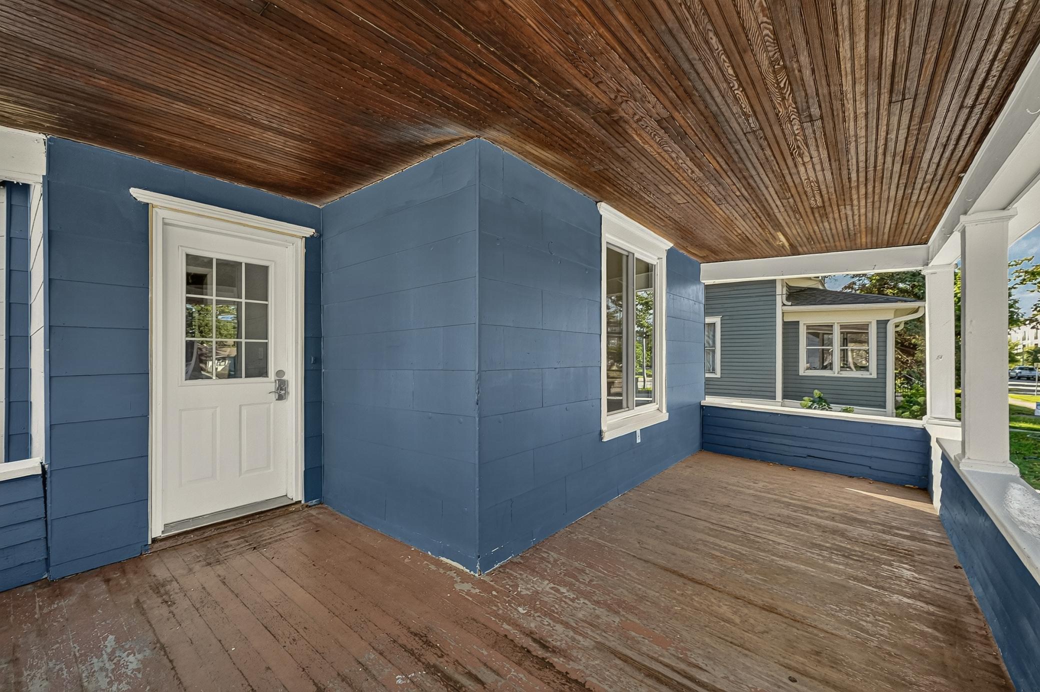 10 6th Avenue Se Property Photo 5