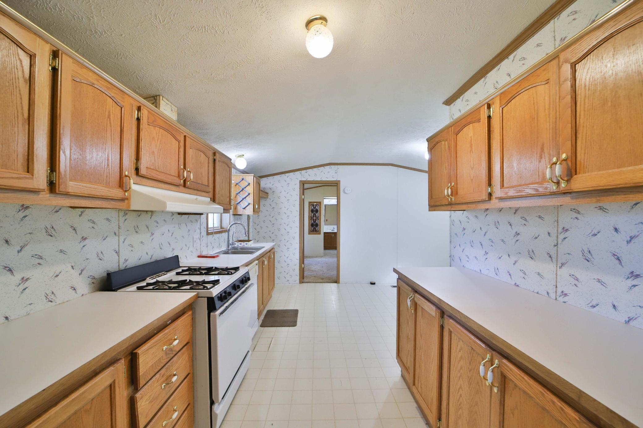 35 Ash Street Property Photo 4