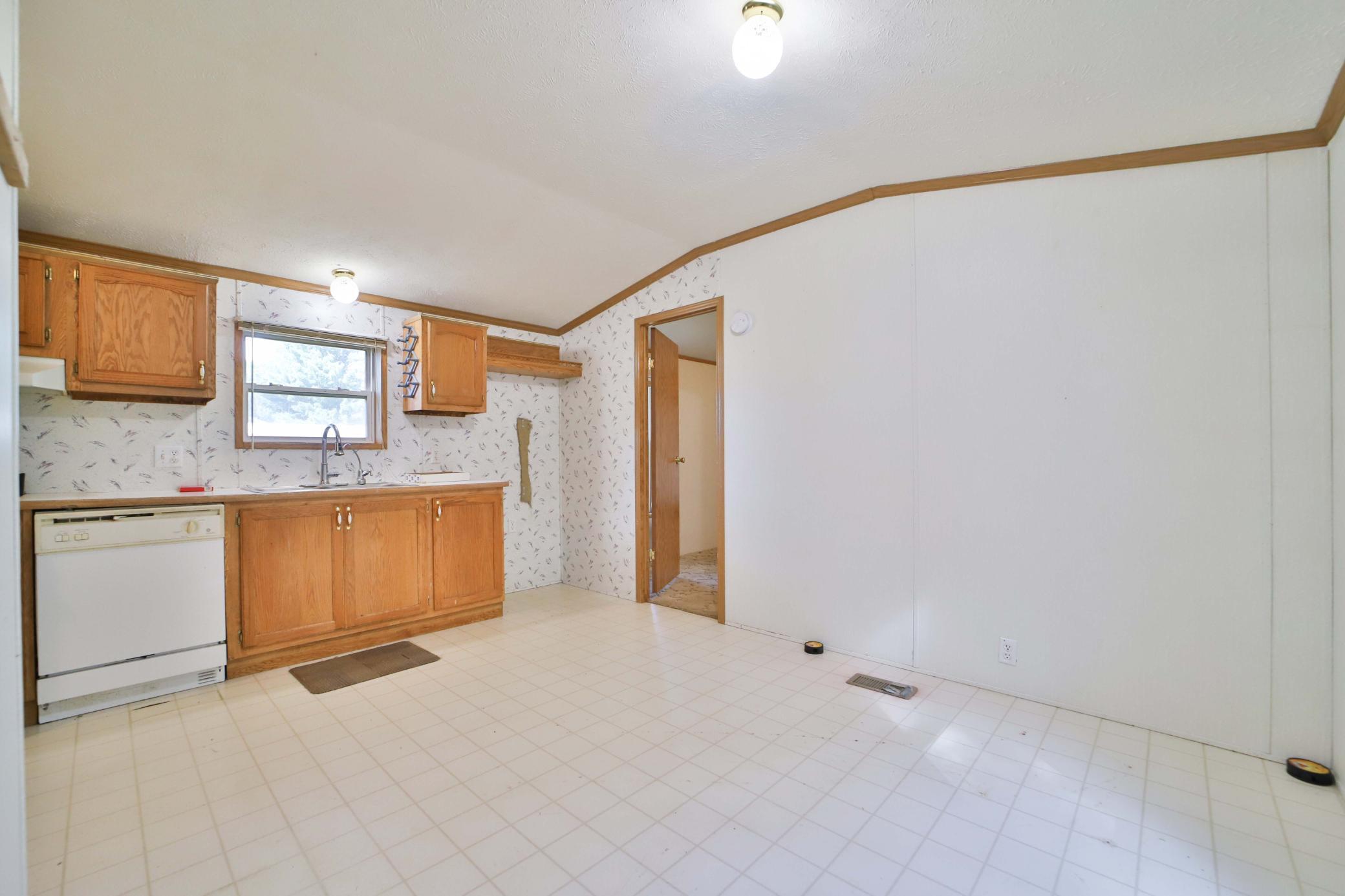 35 Ash Street Property Photo 6