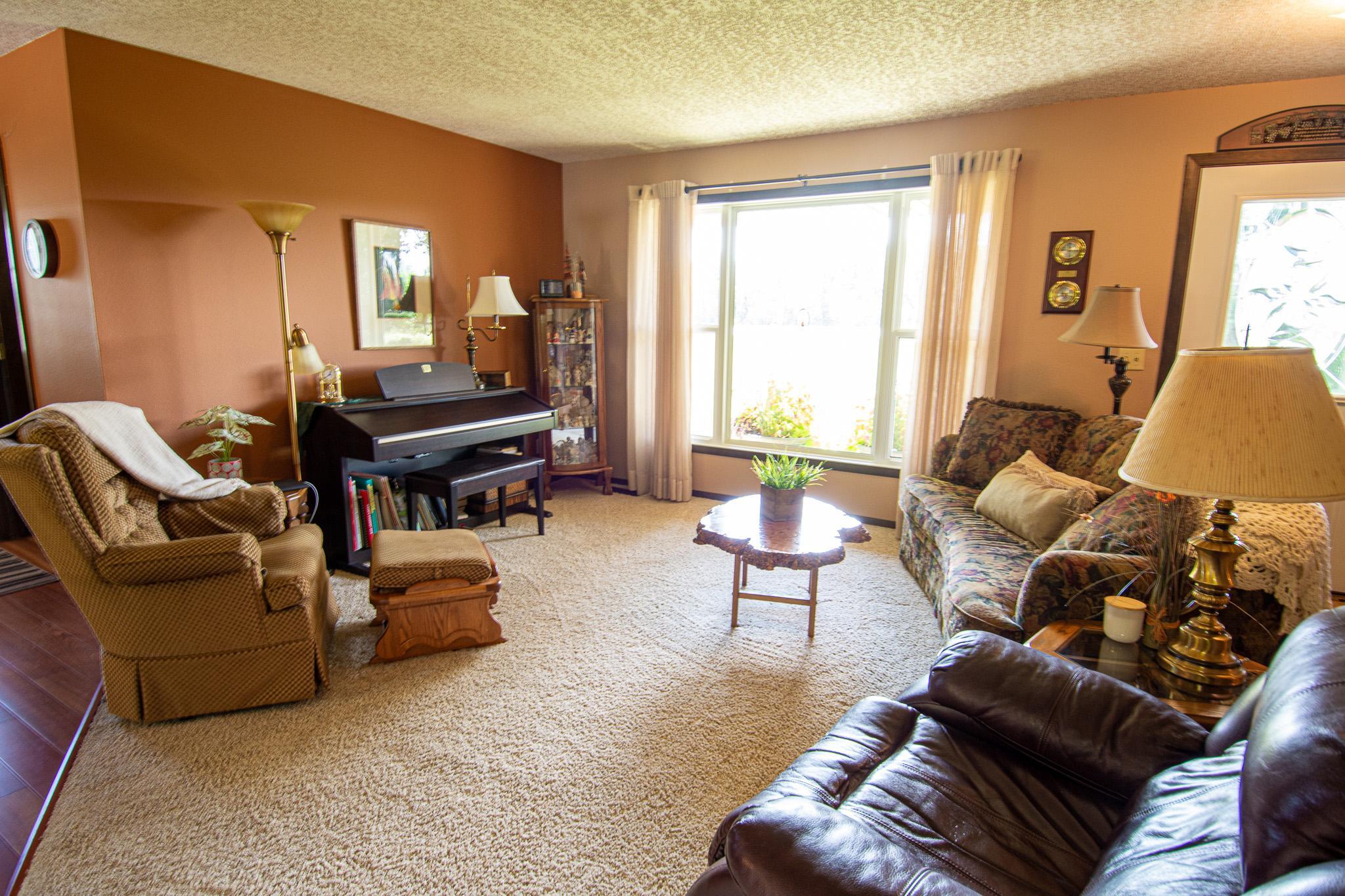 14880 230th Street Ne Property Photo 8