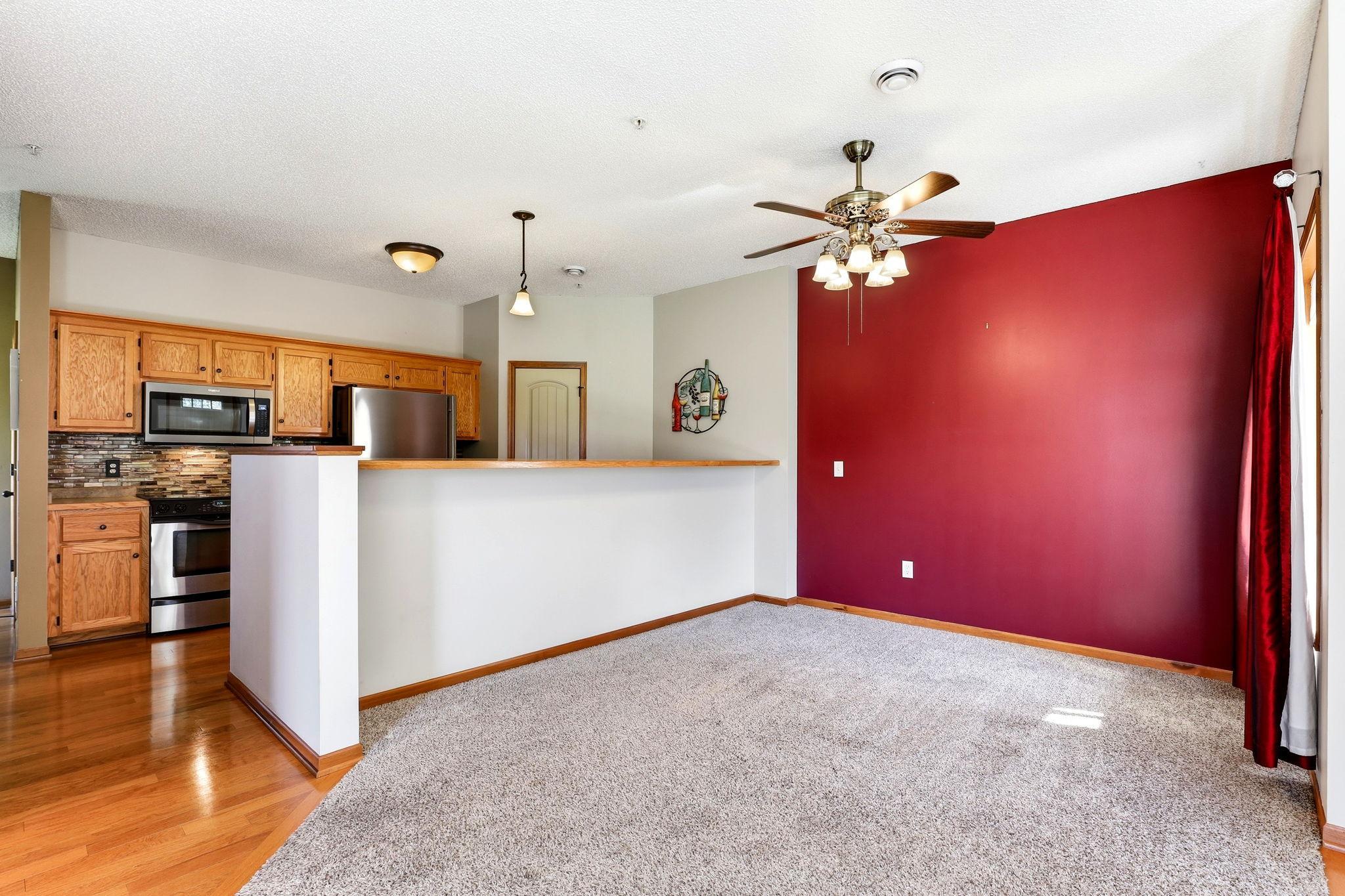 146 Shetland Lane Property Photo 10