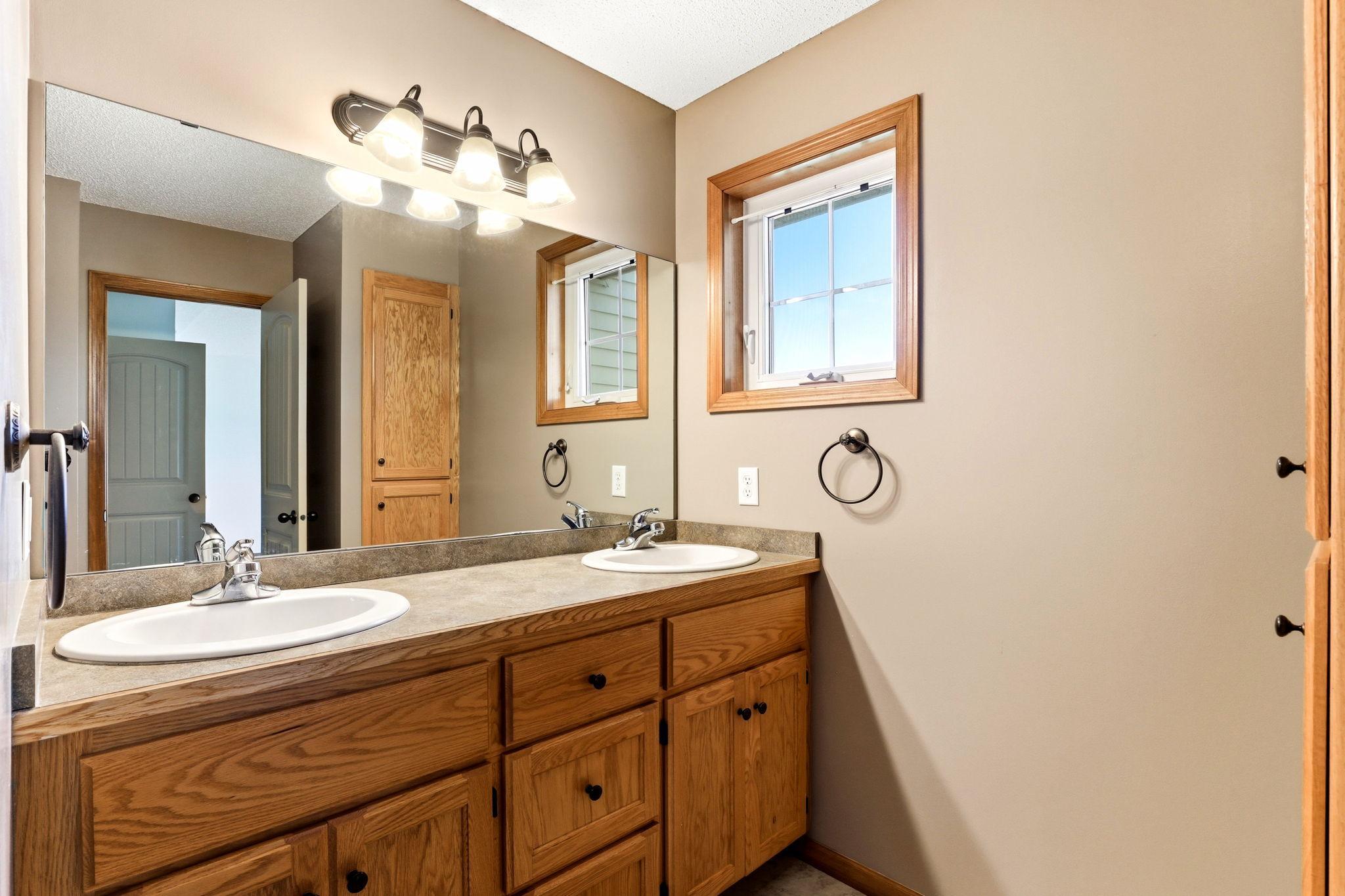 146 Shetland Lane Property Photo 26