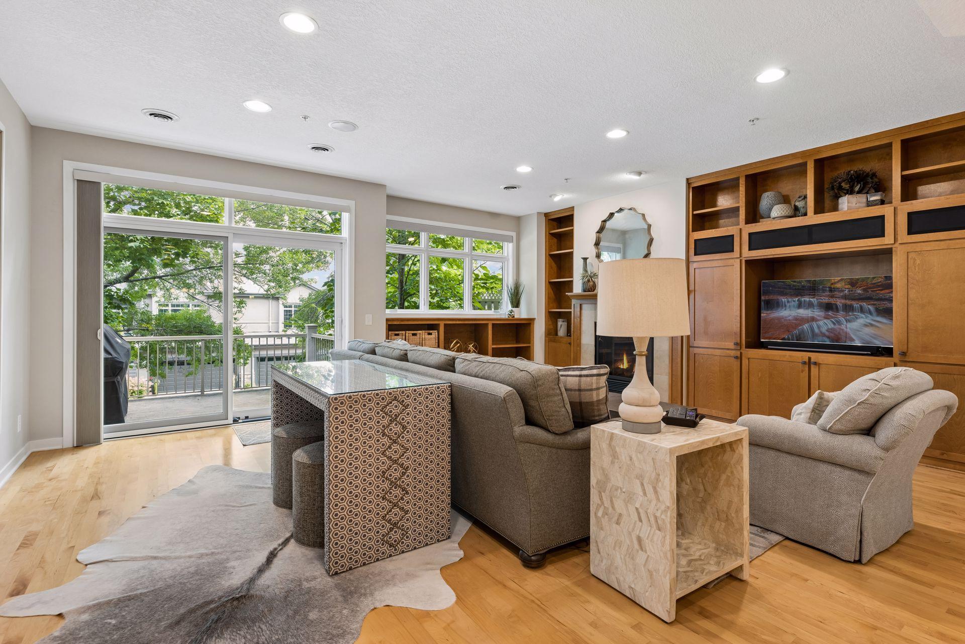 533 Willoughby Way W Property Photo 15