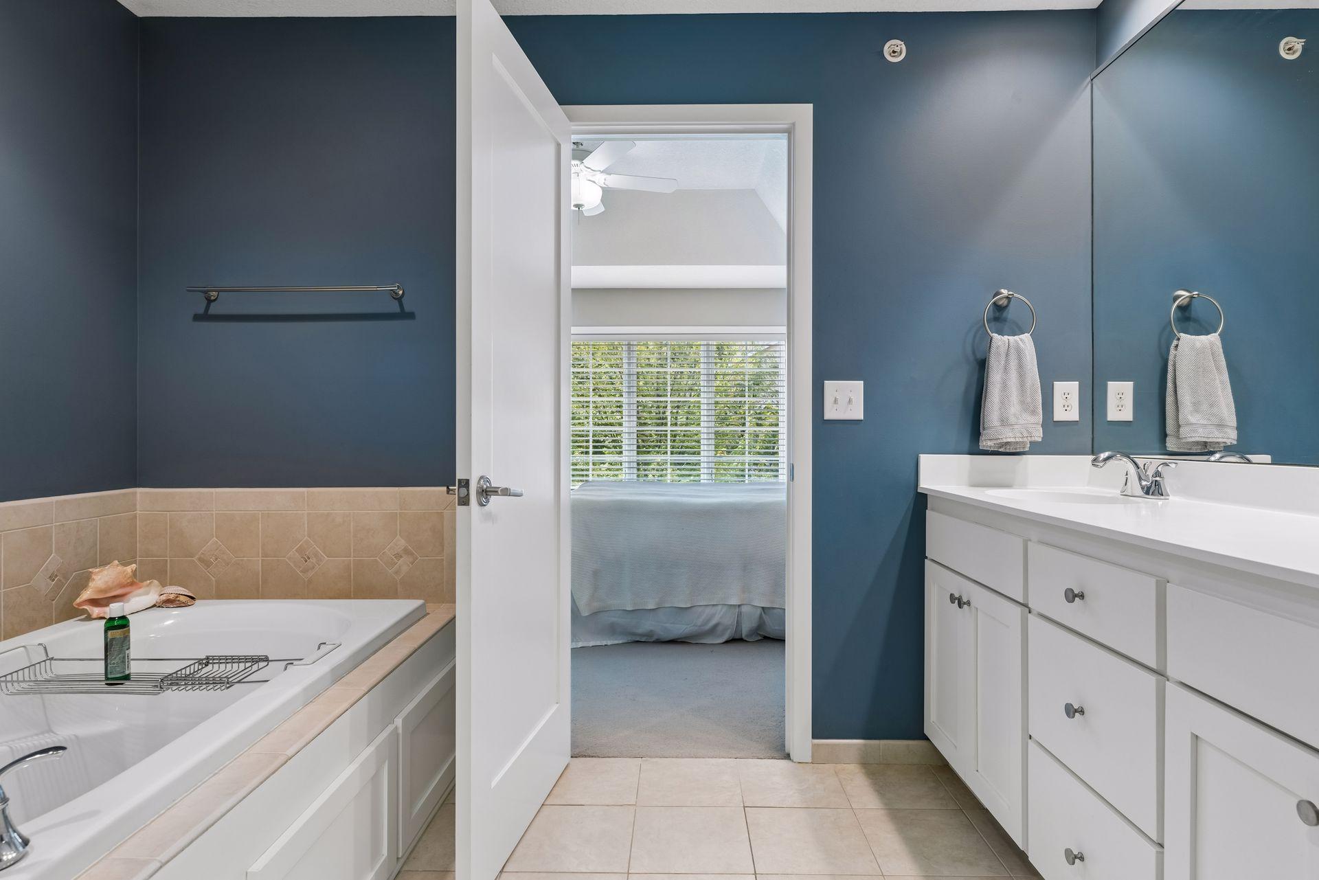 533 Willoughby Way W Property Photo 22