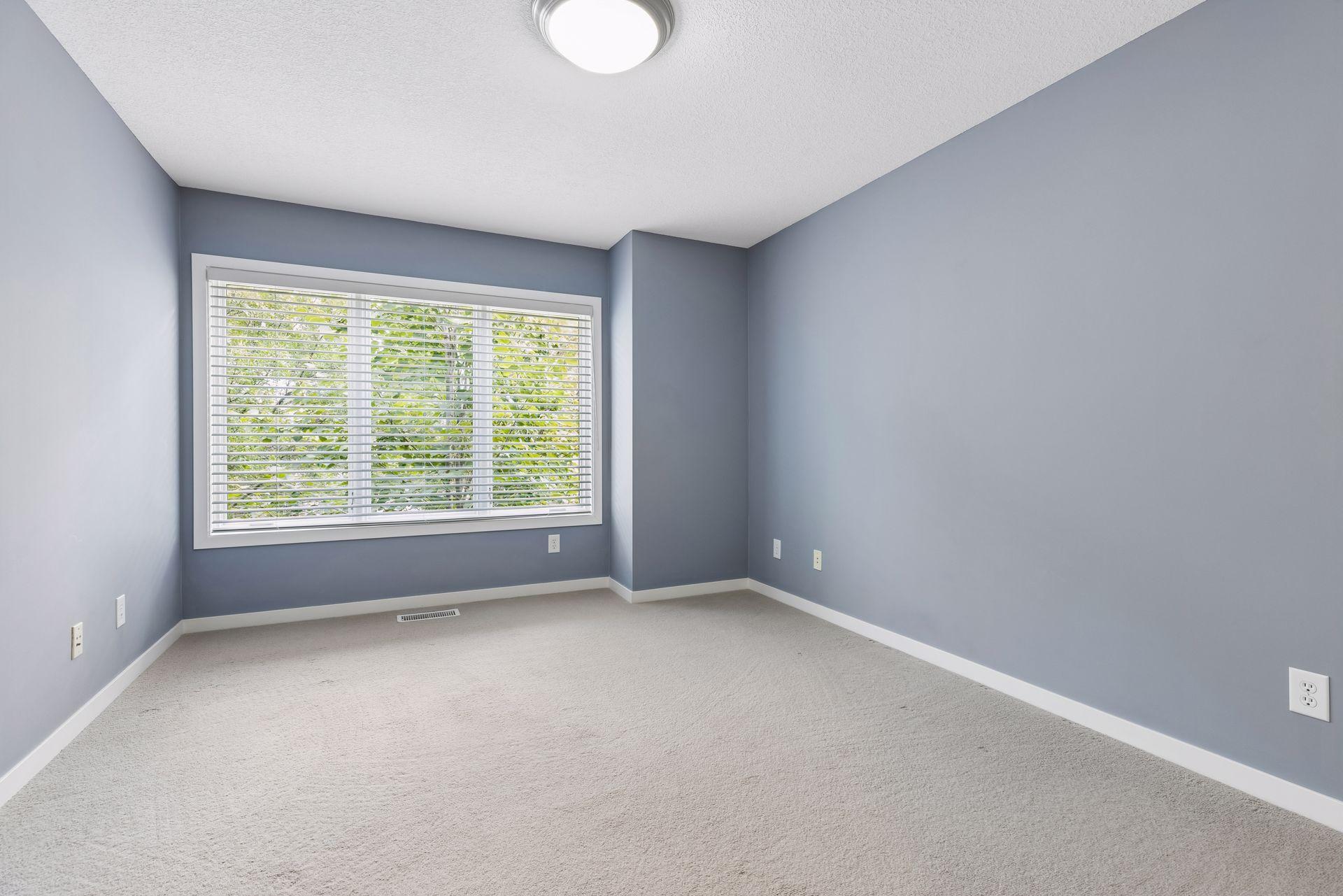 533 Willoughby Way W Property Photo 23