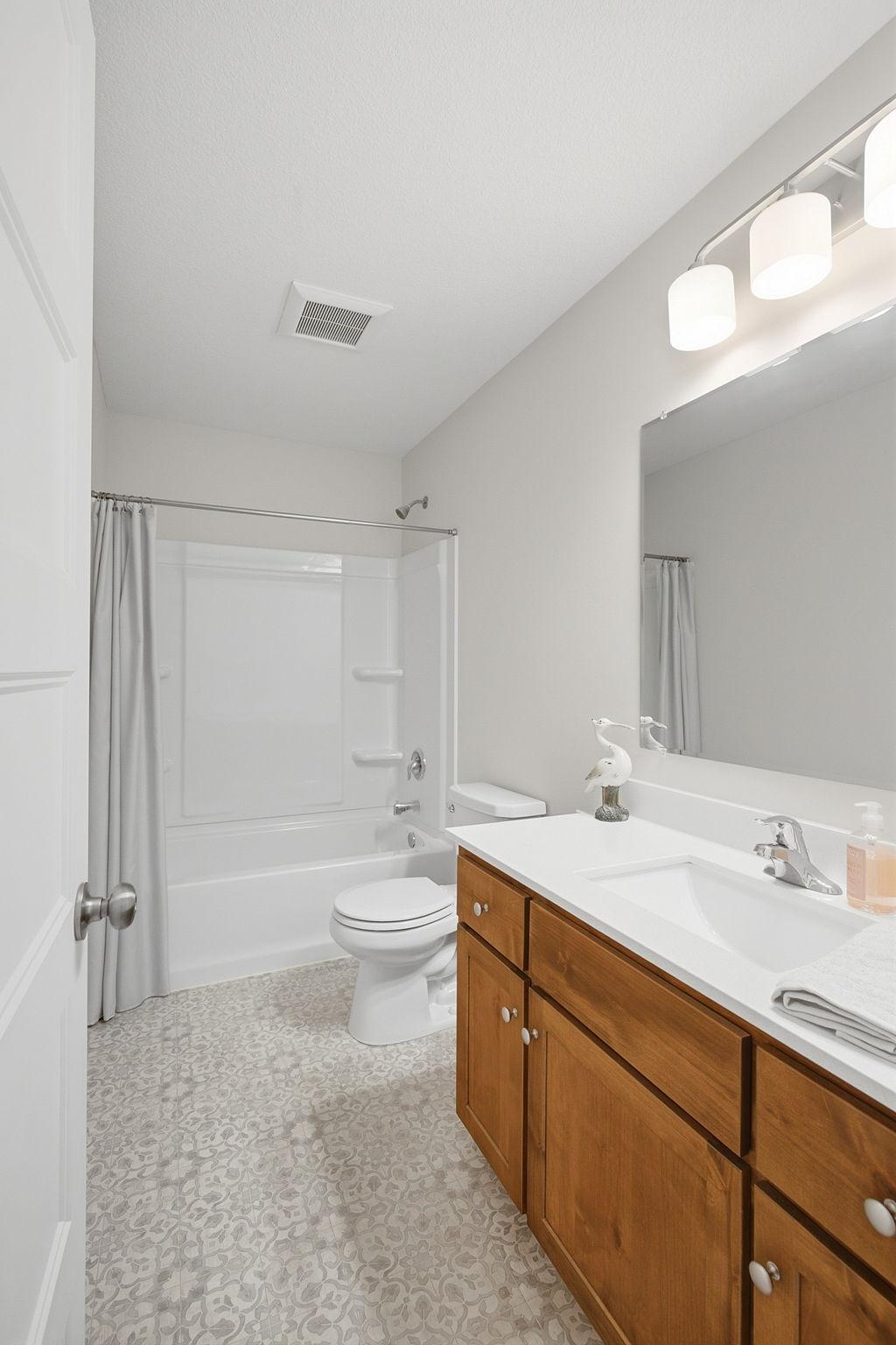1310 142nd Street E Property Photo 18
