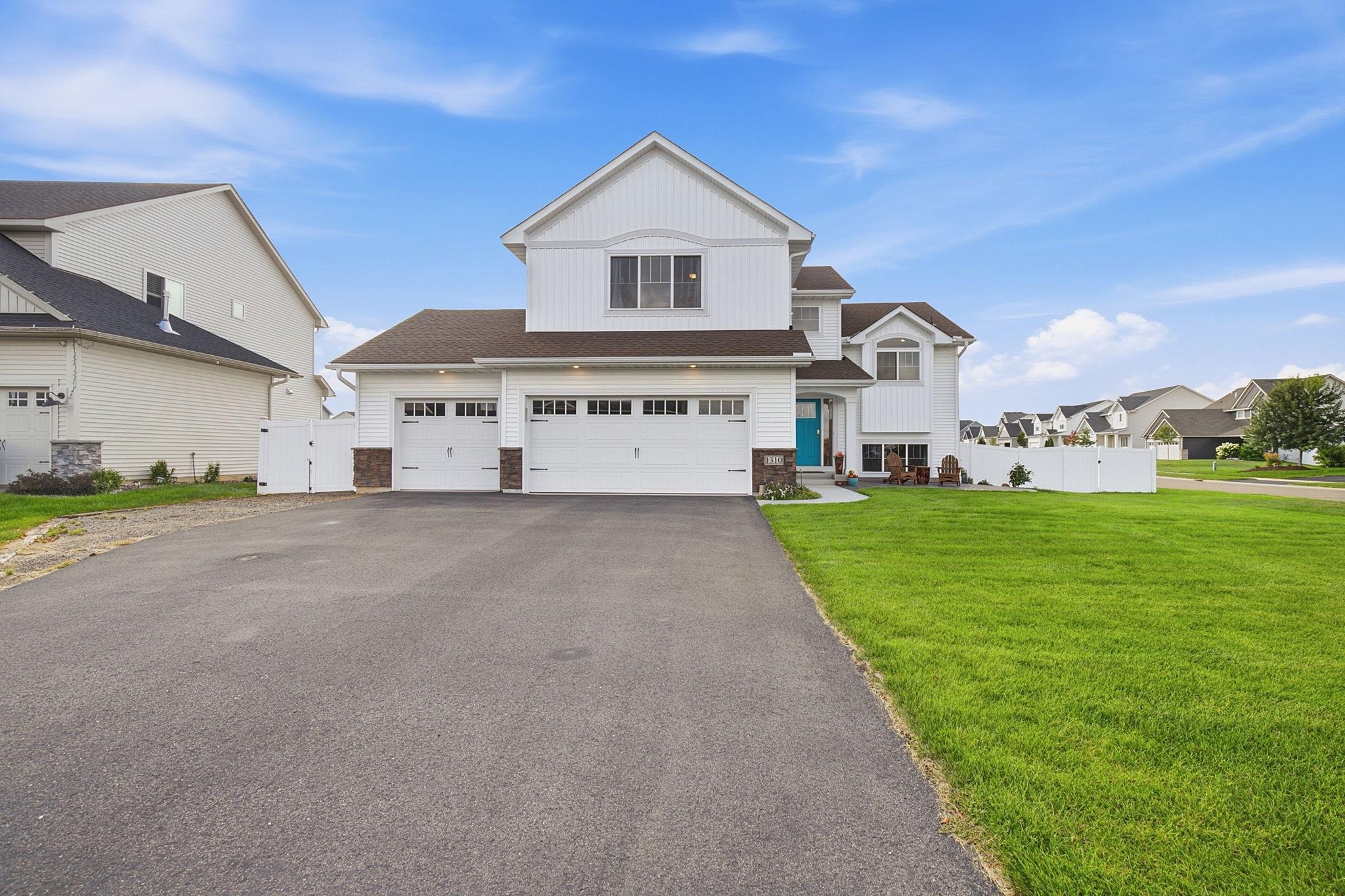 1310 142nd Street E Property Photo 43