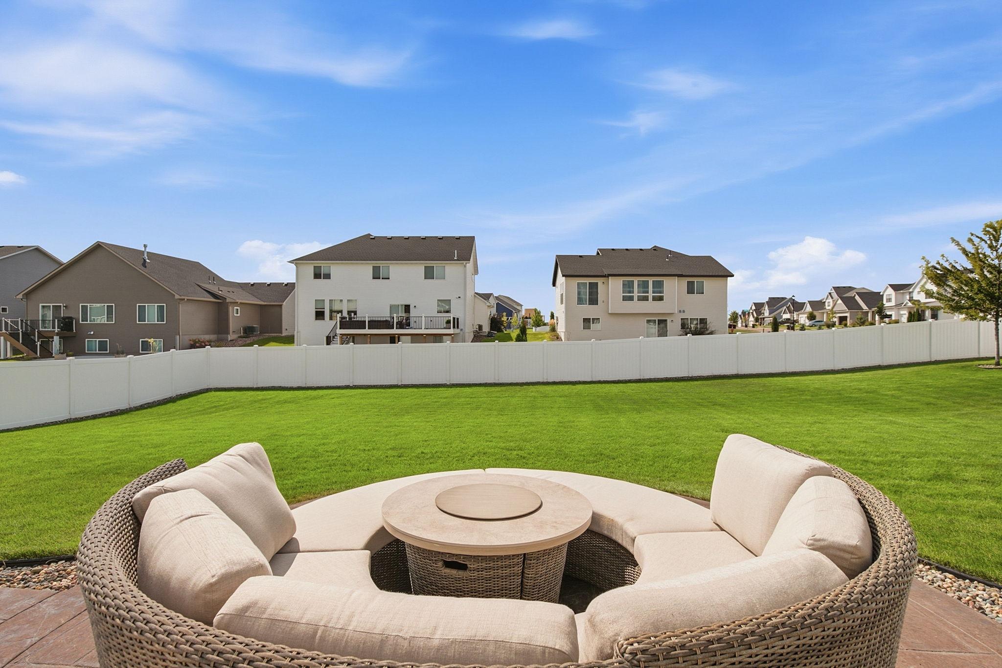 1310 142nd Street E Property Photo 50