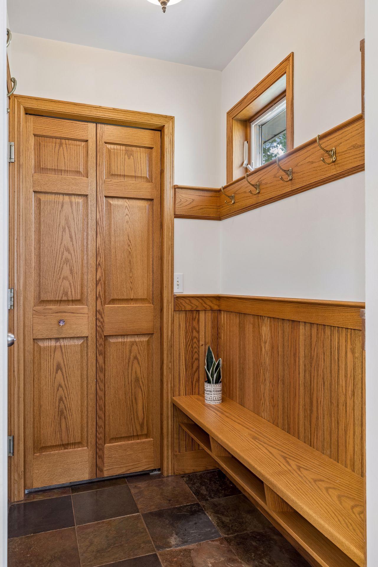 1008 Eagle Ridge Court Property Photo 28