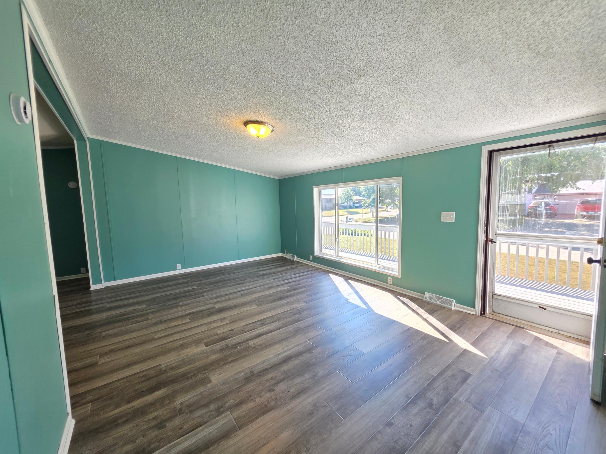 320 6th Avenue Ne Property Photo 22