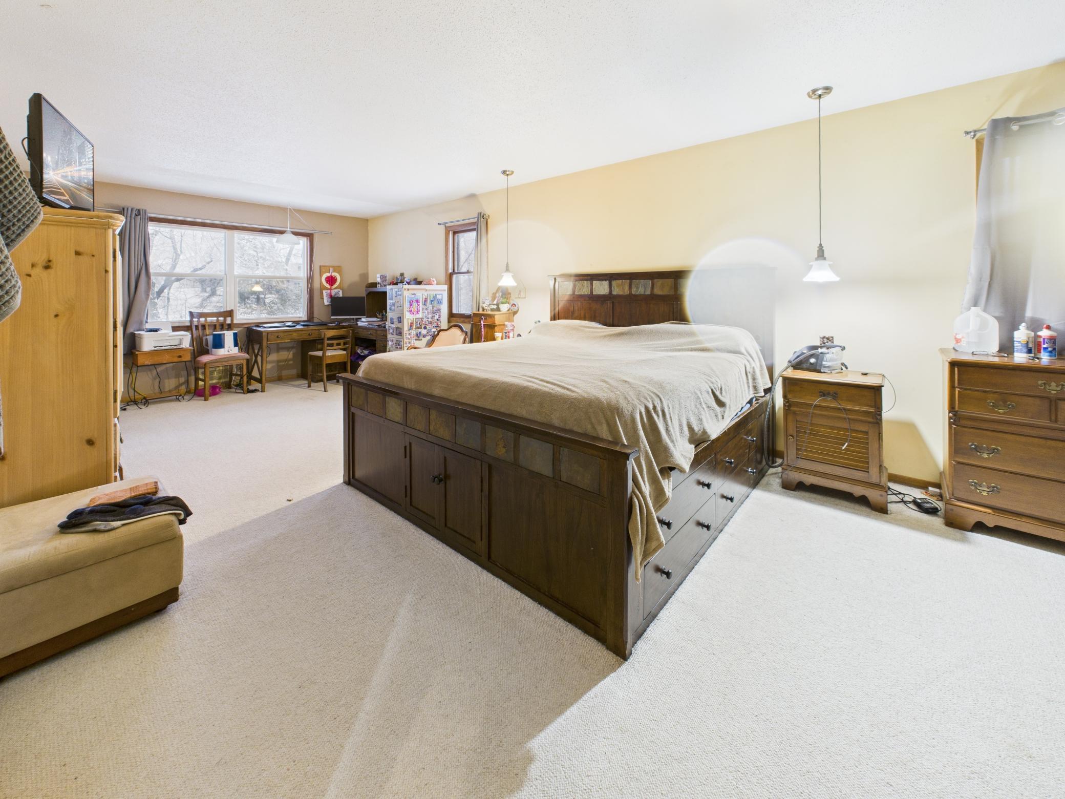 543 5th Avenue Ne Property Photo 9