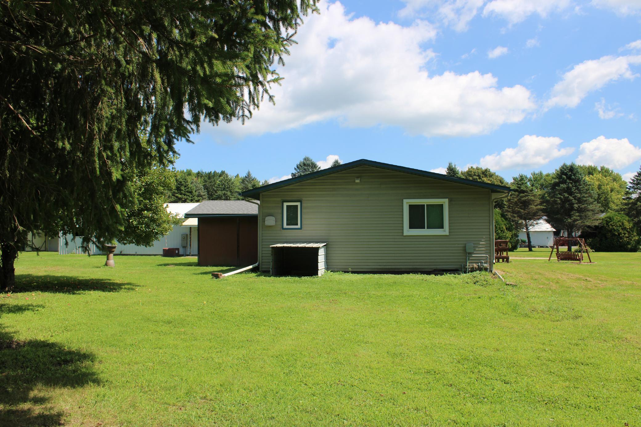 58354 220th Street Property Photo 10