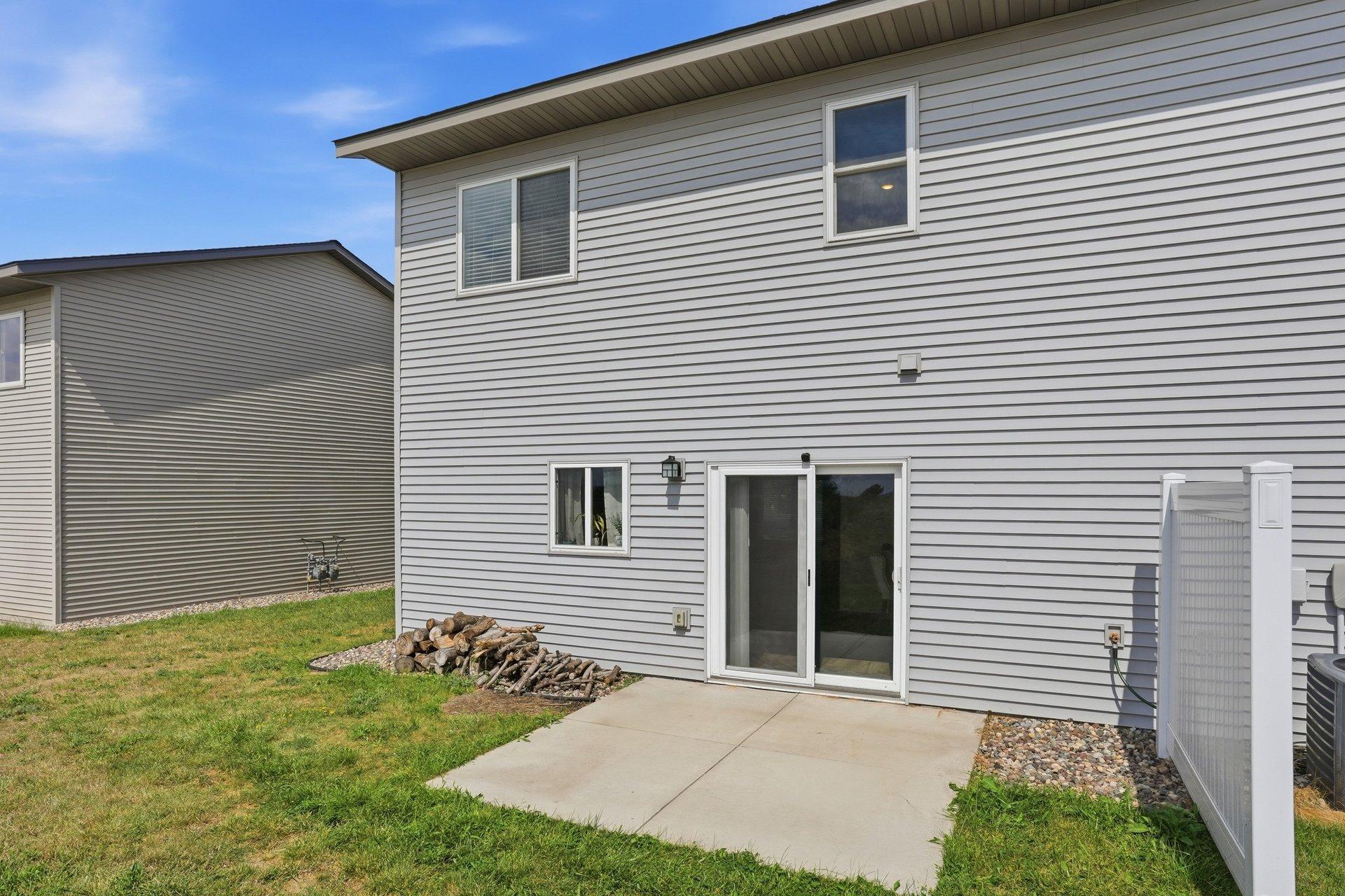 416 Sierra Place Property Photo 4