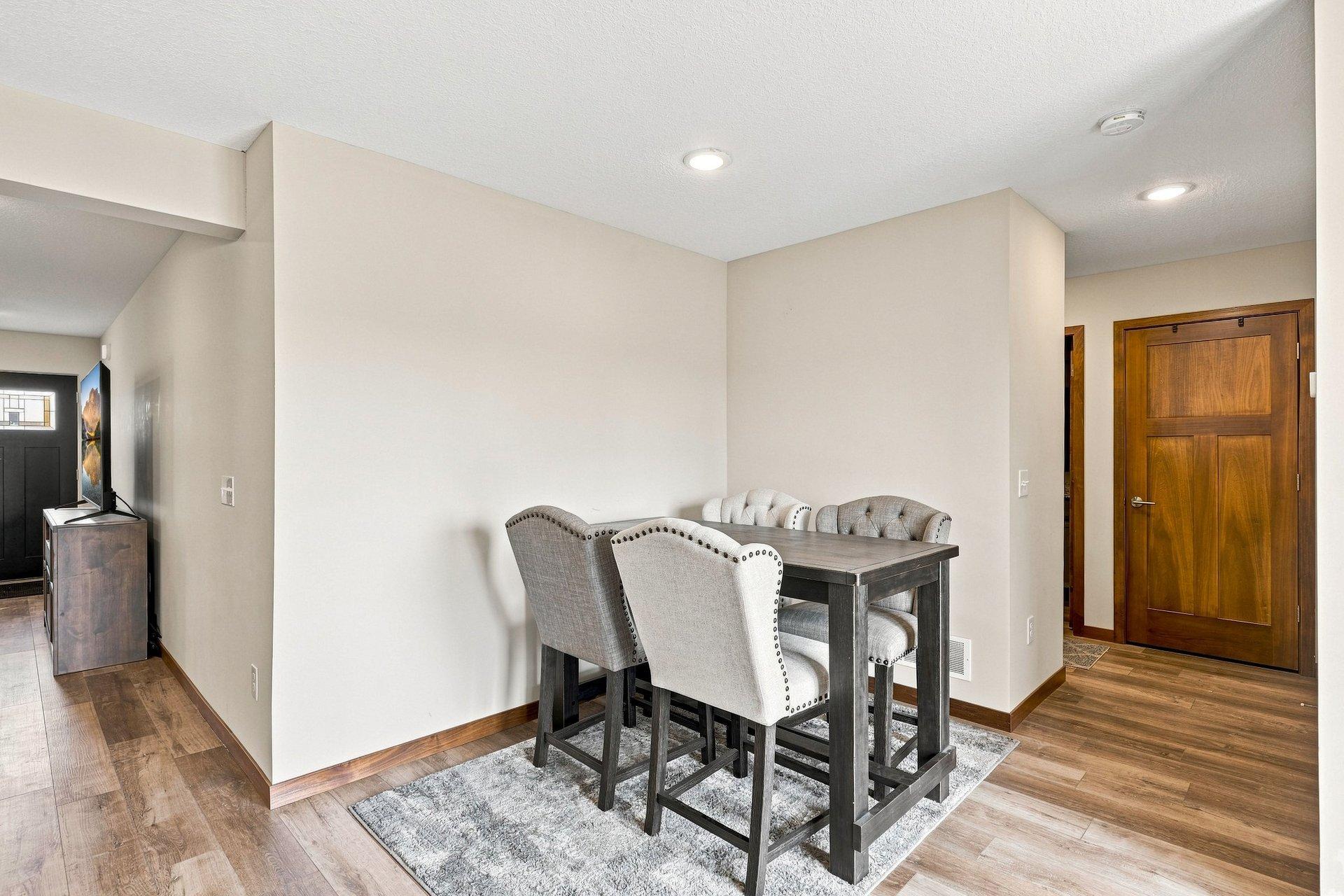 416 Sierra Place Property Photo 11
