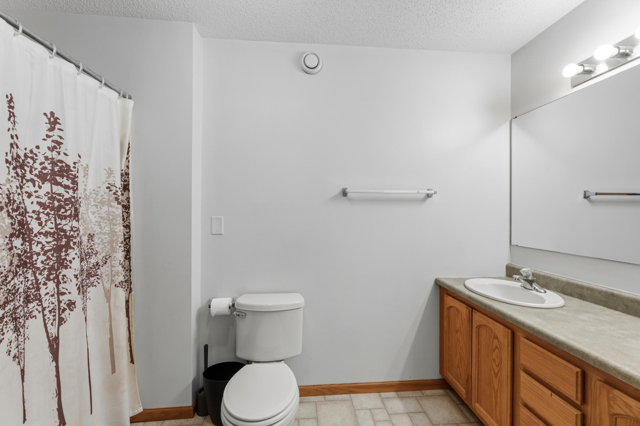6648 Gonia Drive Property Photo 10