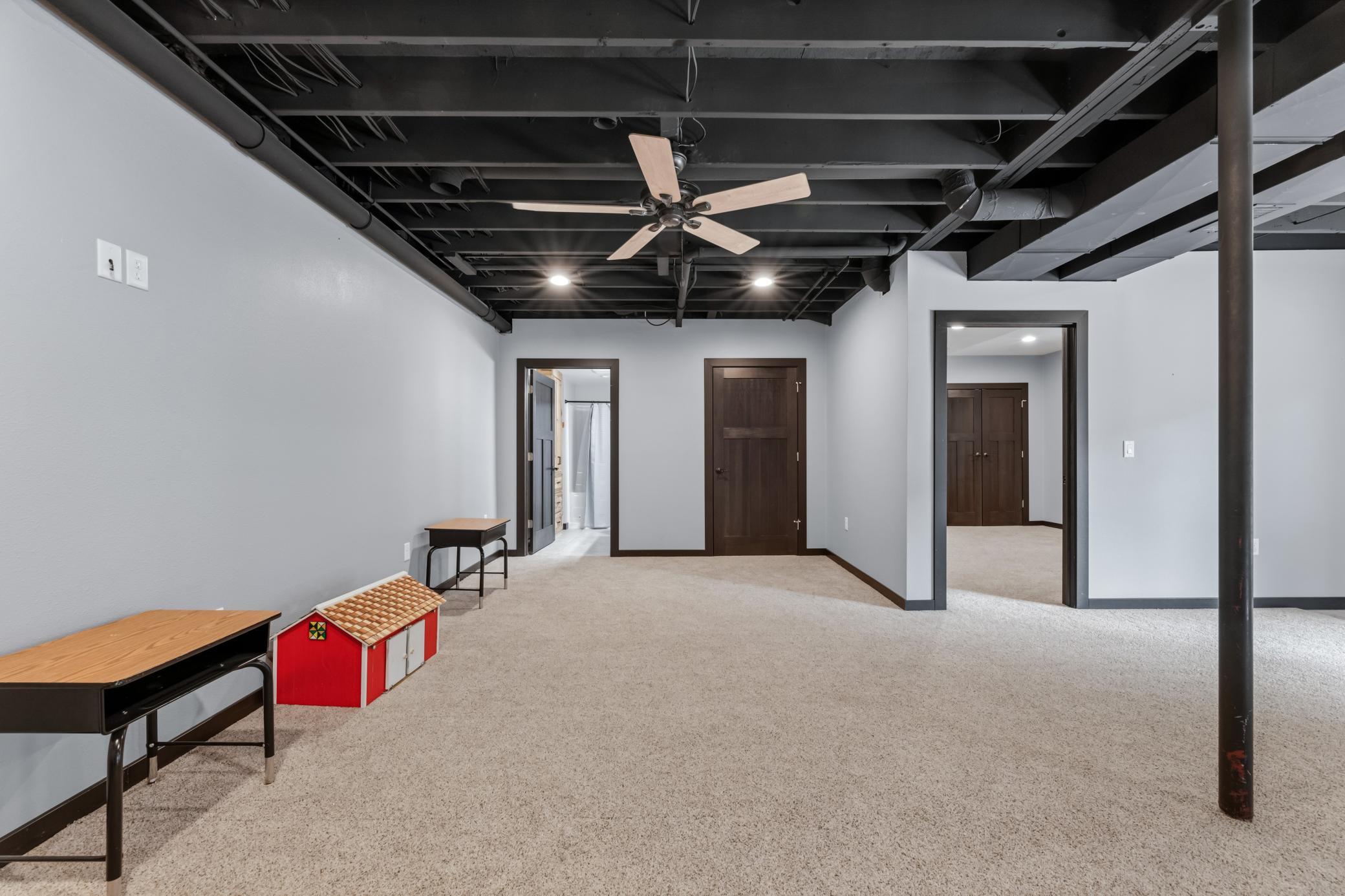 6648 Gonia Drive Property Photo 16