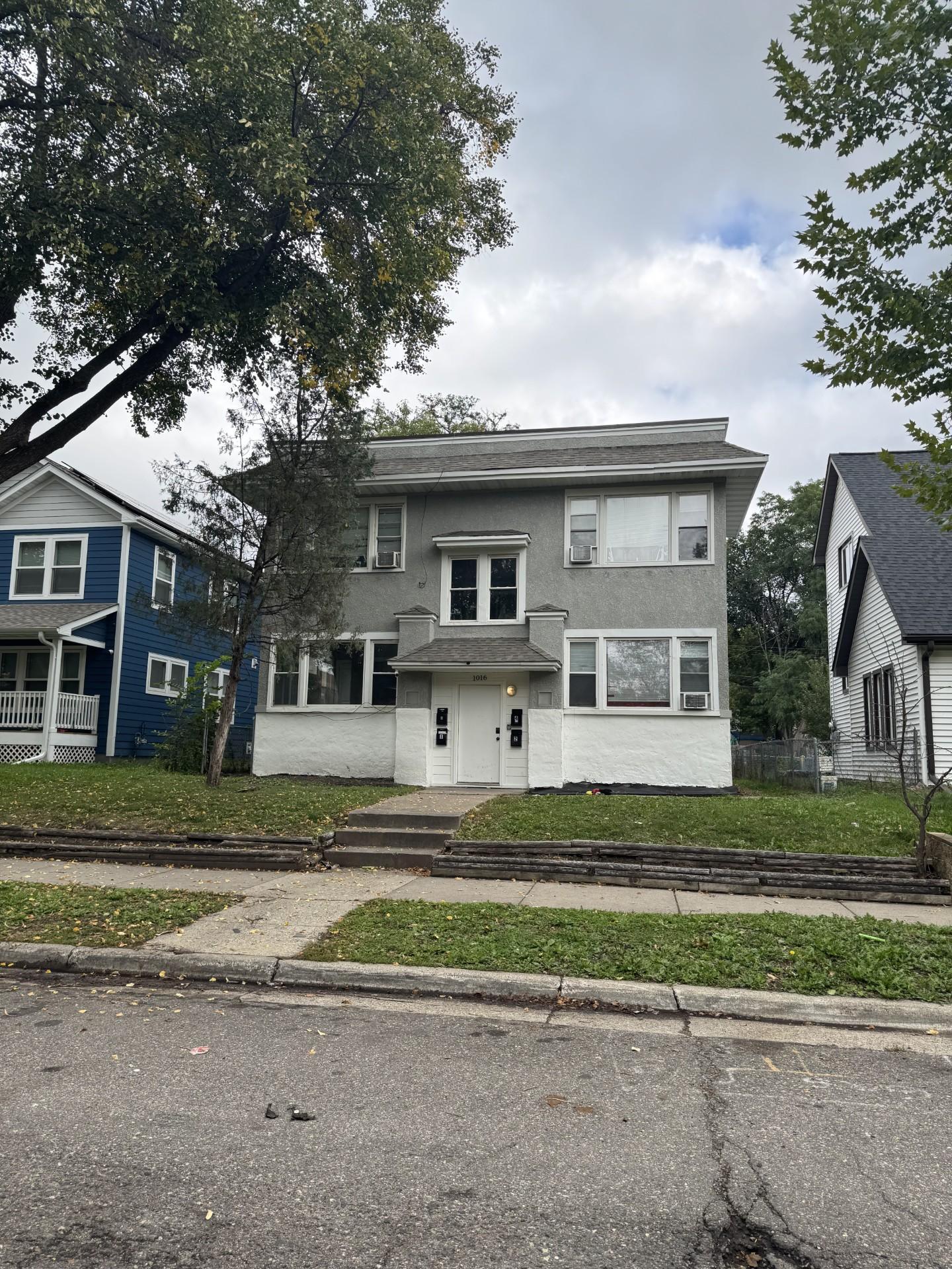 1016 Newton Avenue N Property Photo