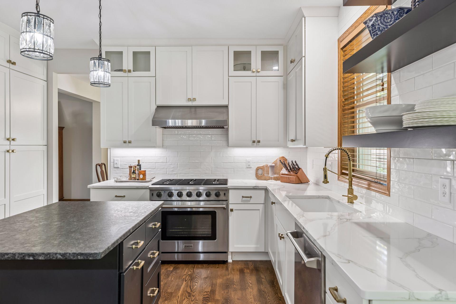 9025 Sunnyvale Drive Property Photo 11