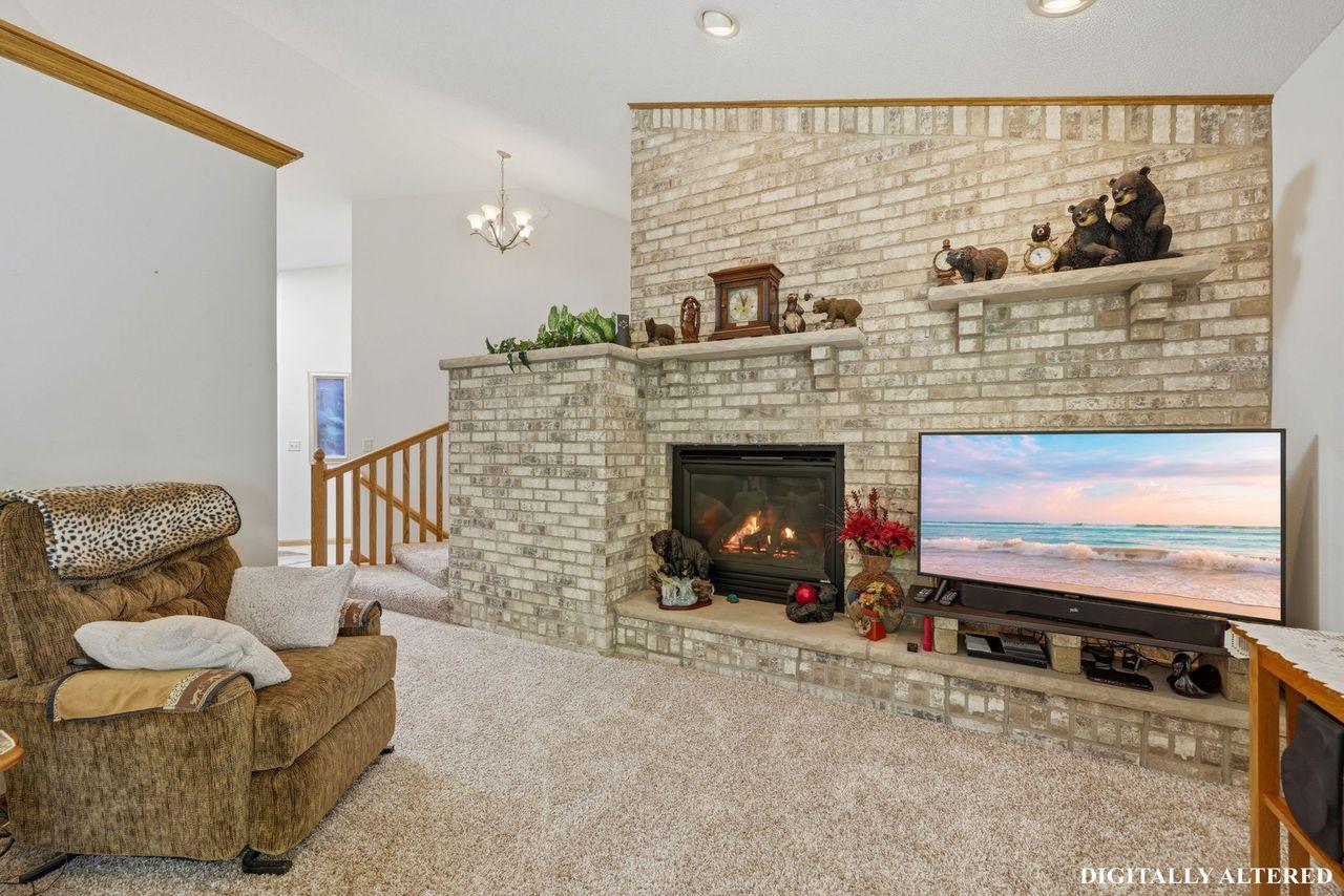 32897 Spunk Tree Circle Property Photo 3