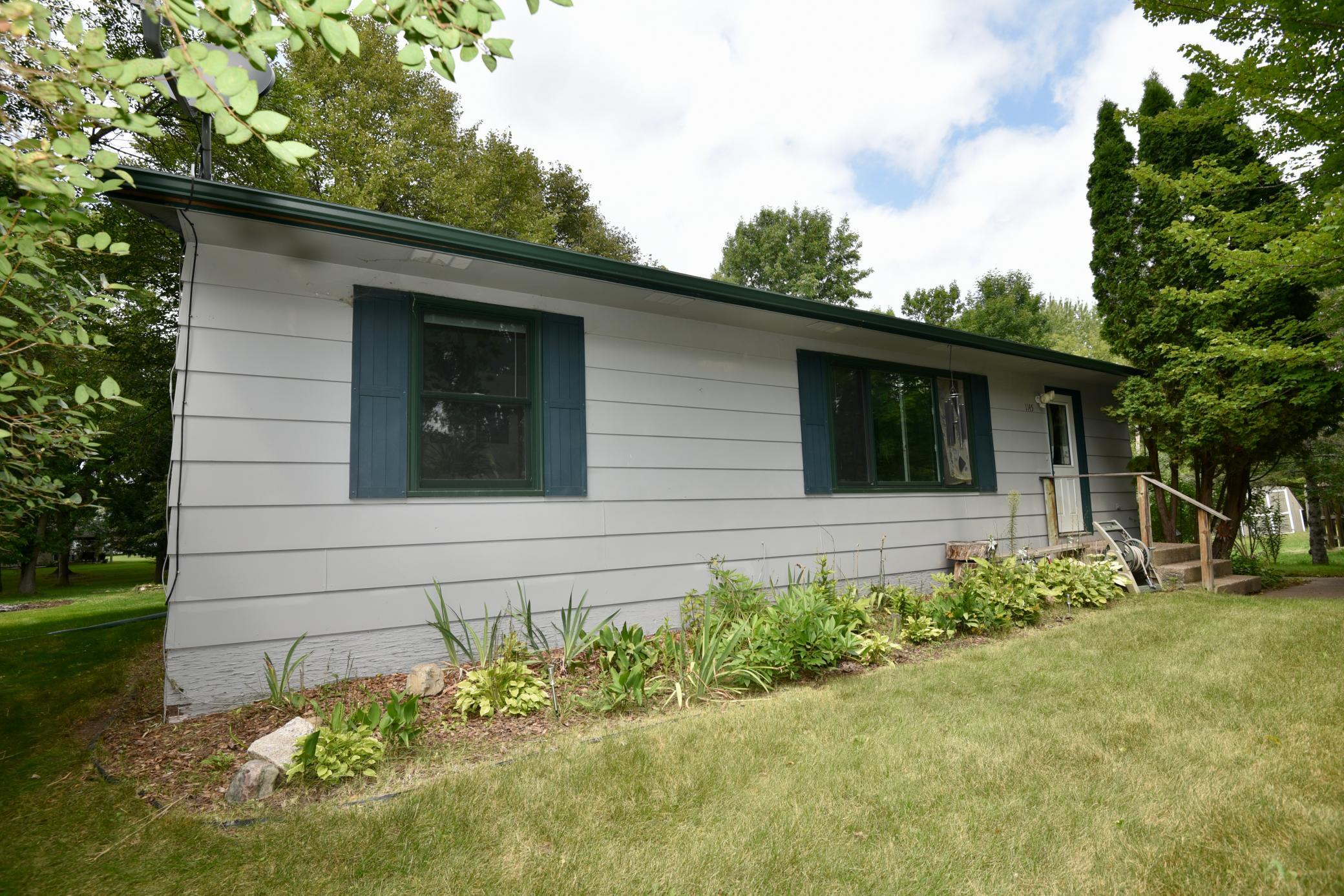 1145 Woodland Court Nw Property Photo 2