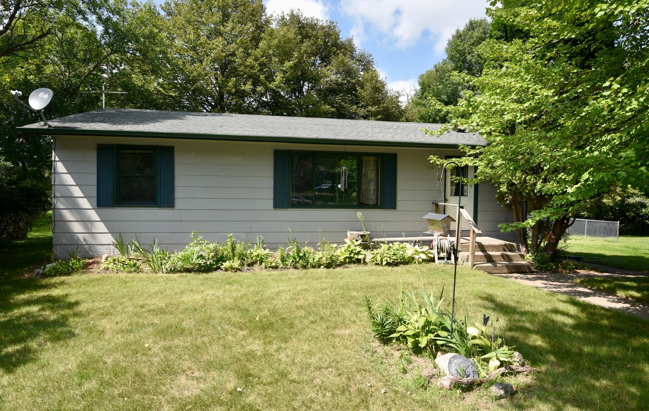 1145 Woodland Court Nw Property Photo 3