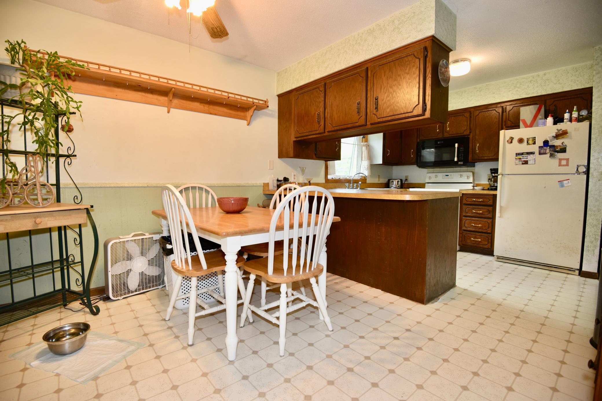 1145 Woodland Court Nw Property Photo 13