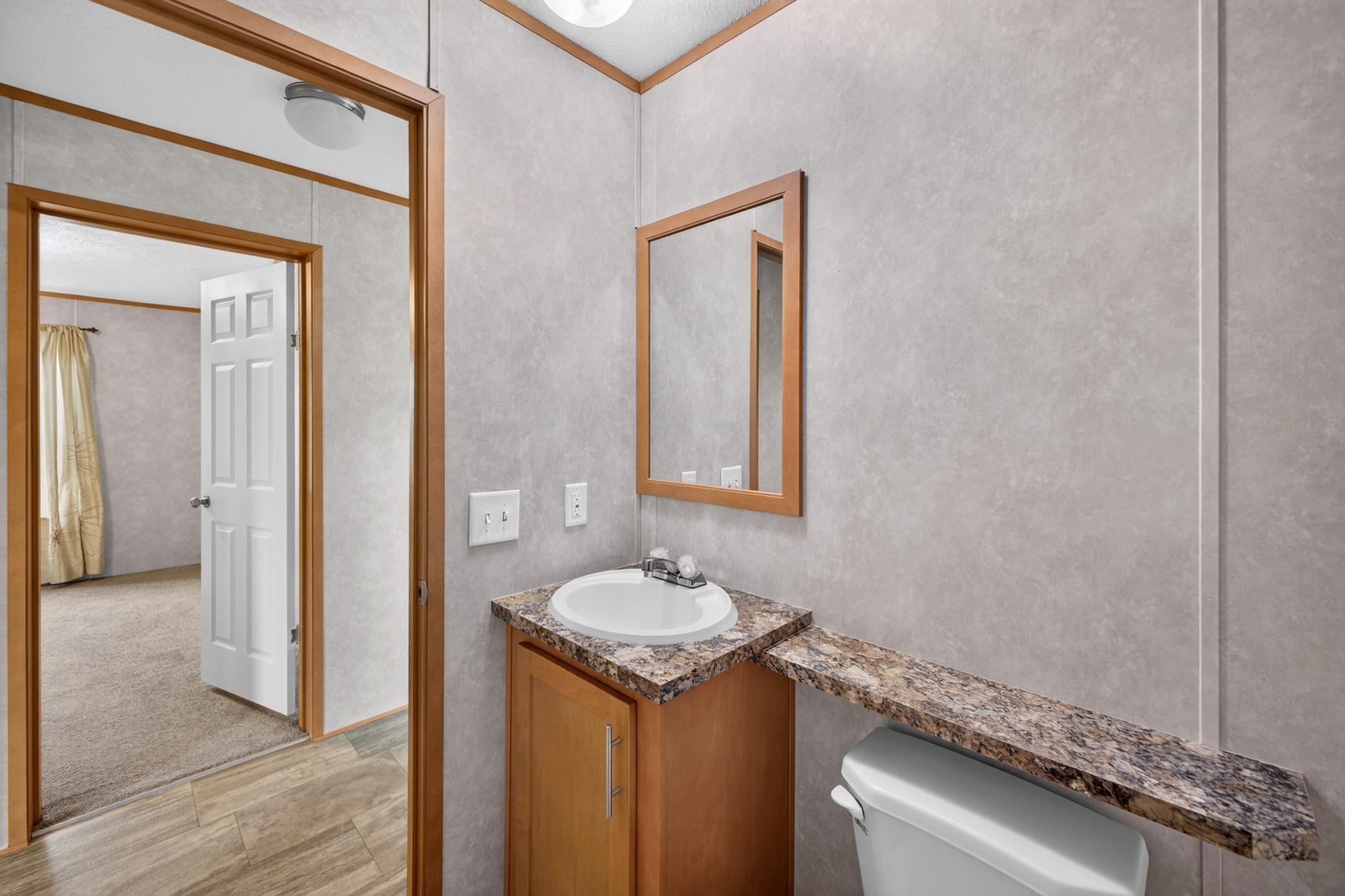 400 E Baldwin Avenue Property Photo 15