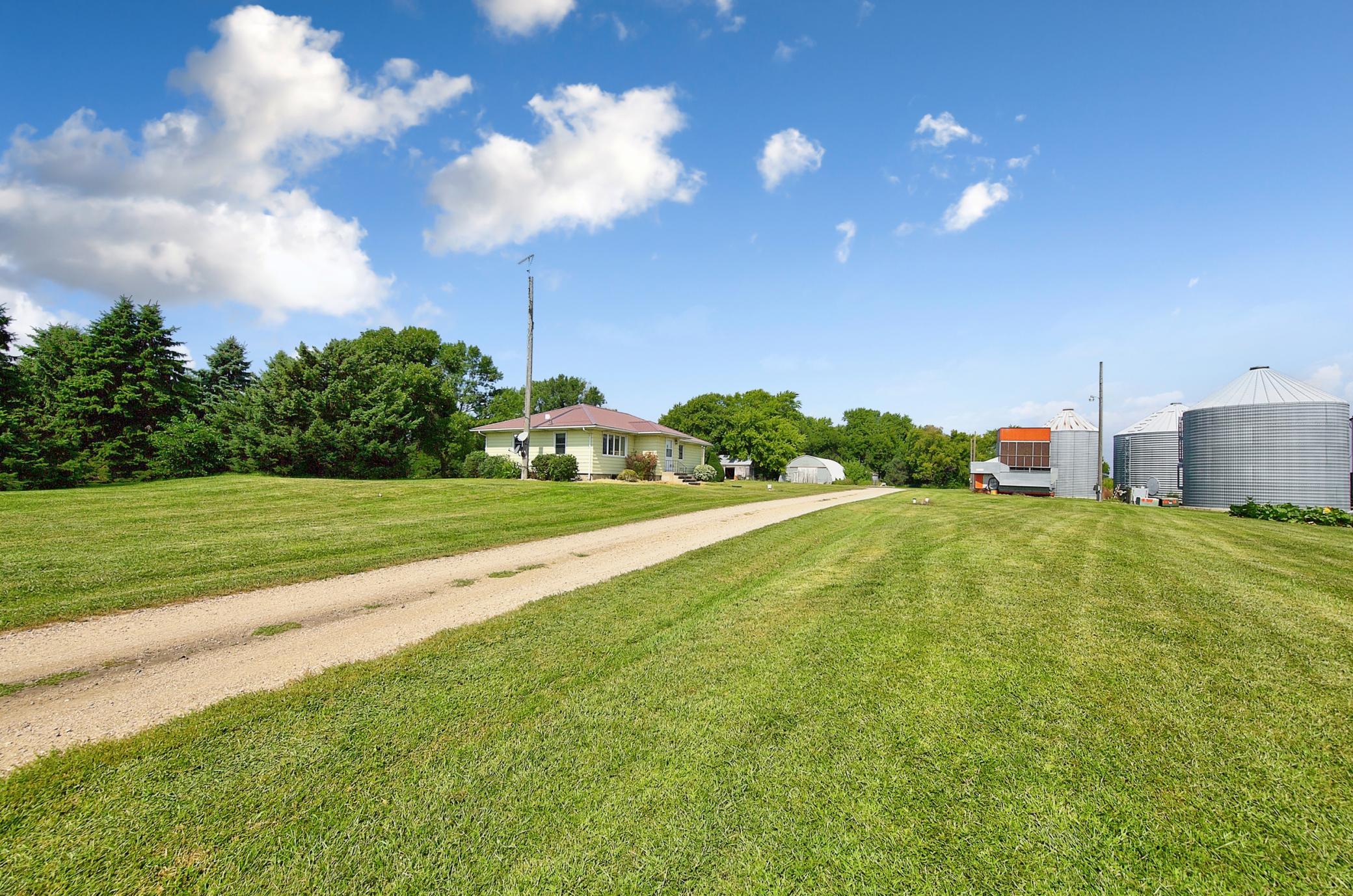 188 40th Street Property Photo 2