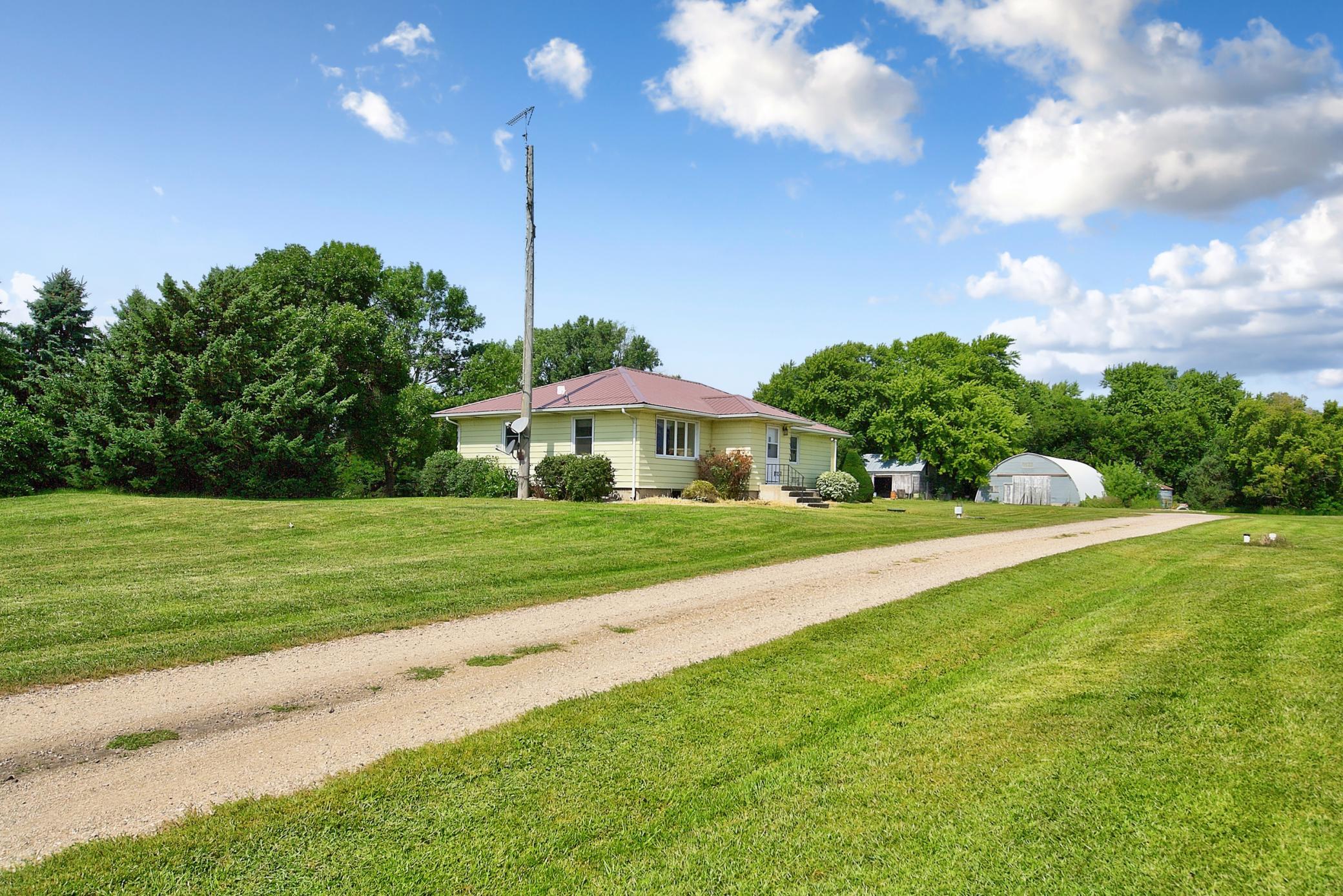 188 40th Street Property Photo 3