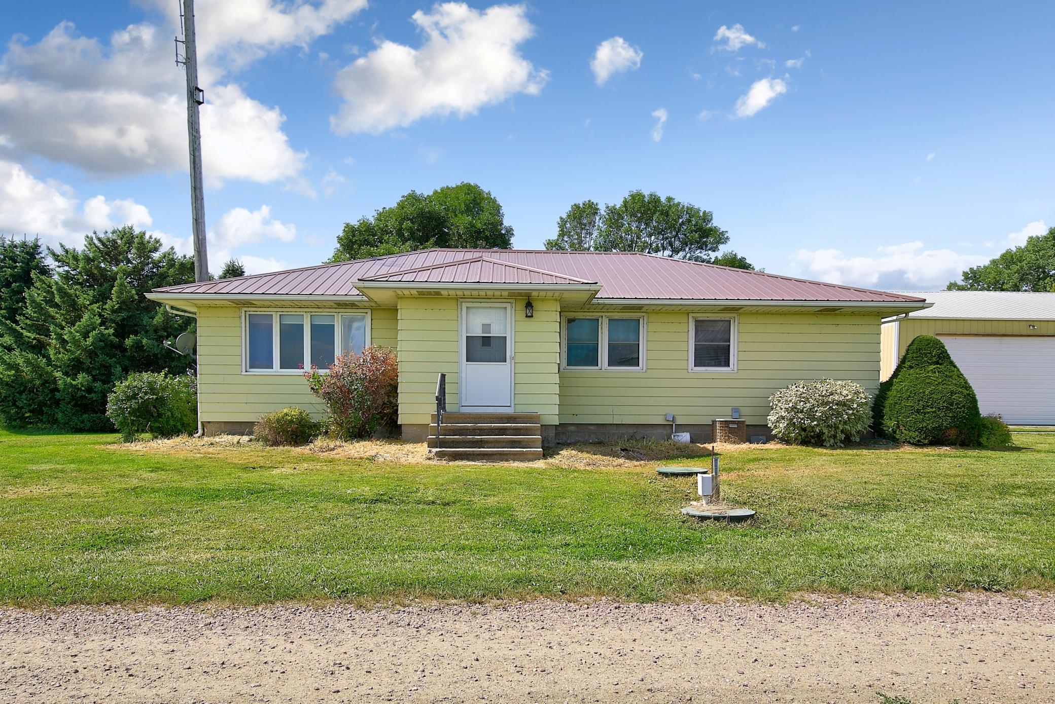 188 40th Street Property Photo 5
