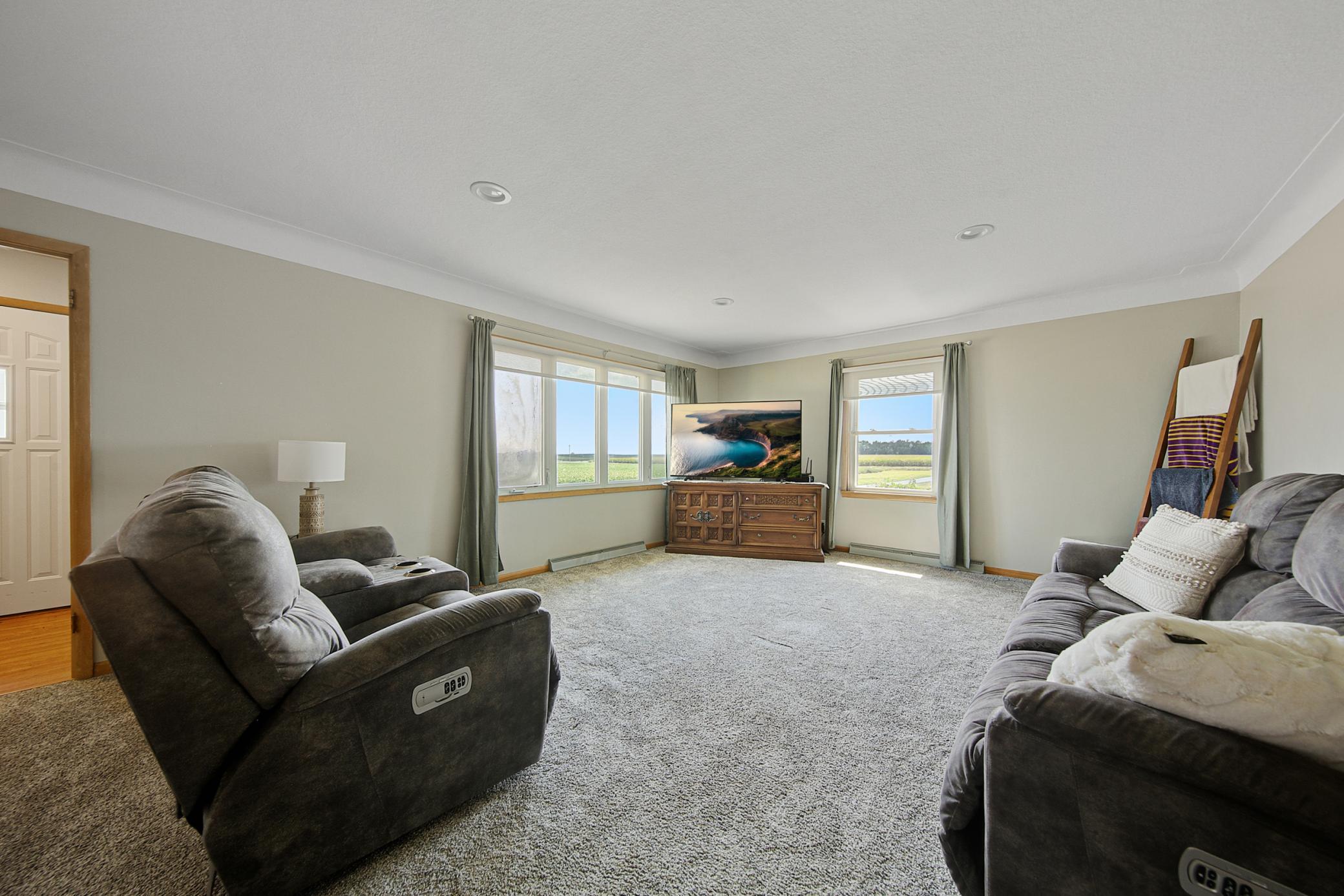 188 40th Street Property Photo 23