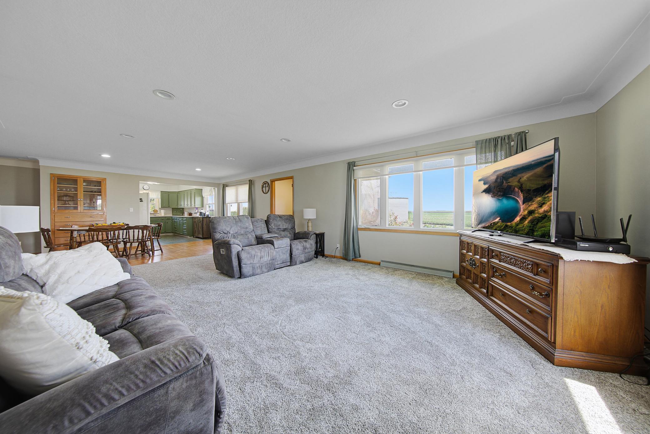 188 40th Street Property Photo 24