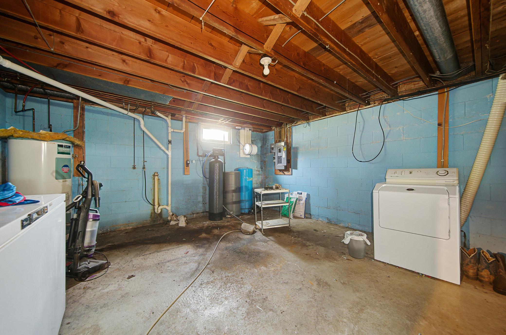 188 40th Street Property Photo 35