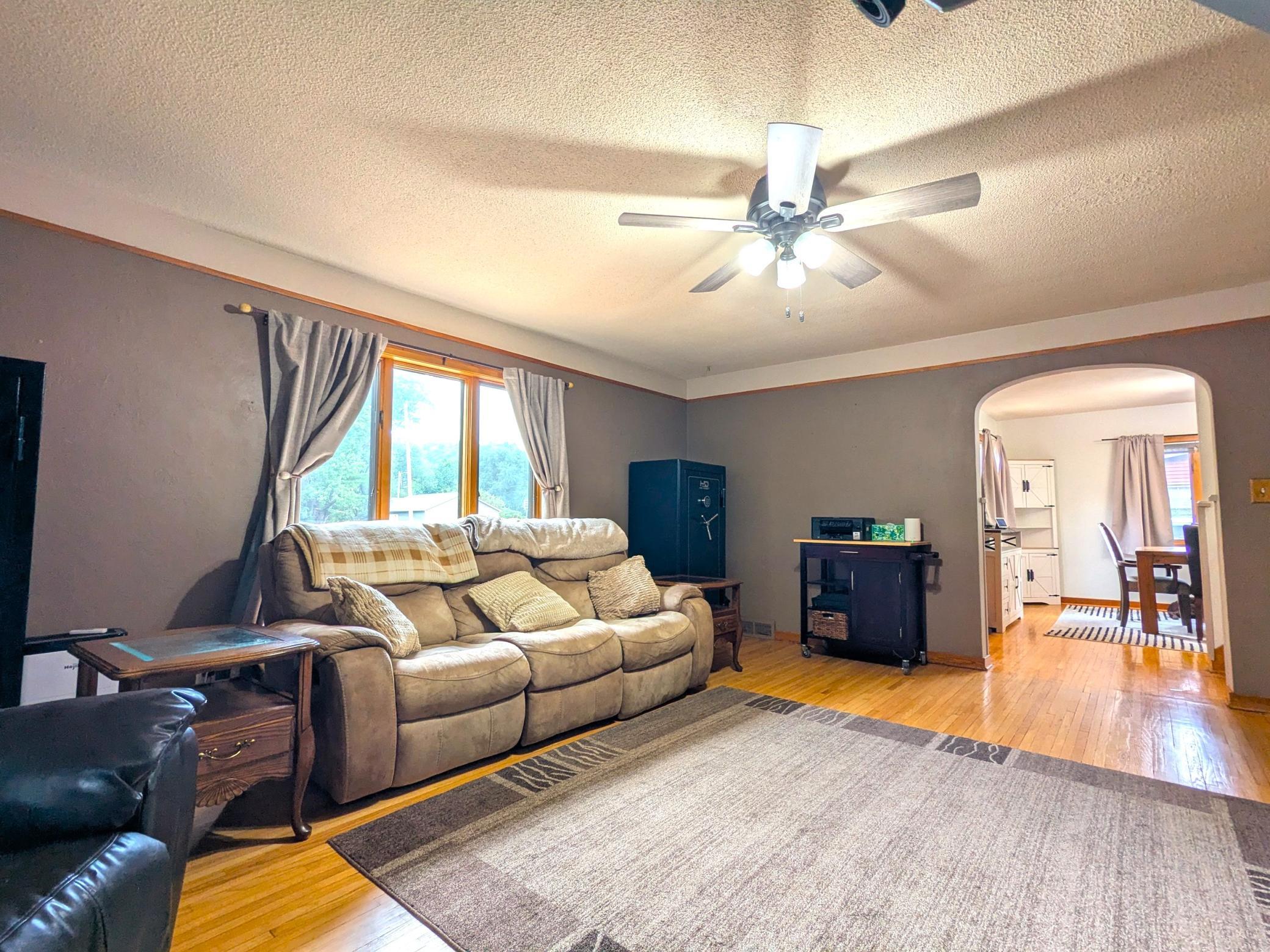 8270 E Main Street Property Photo 7