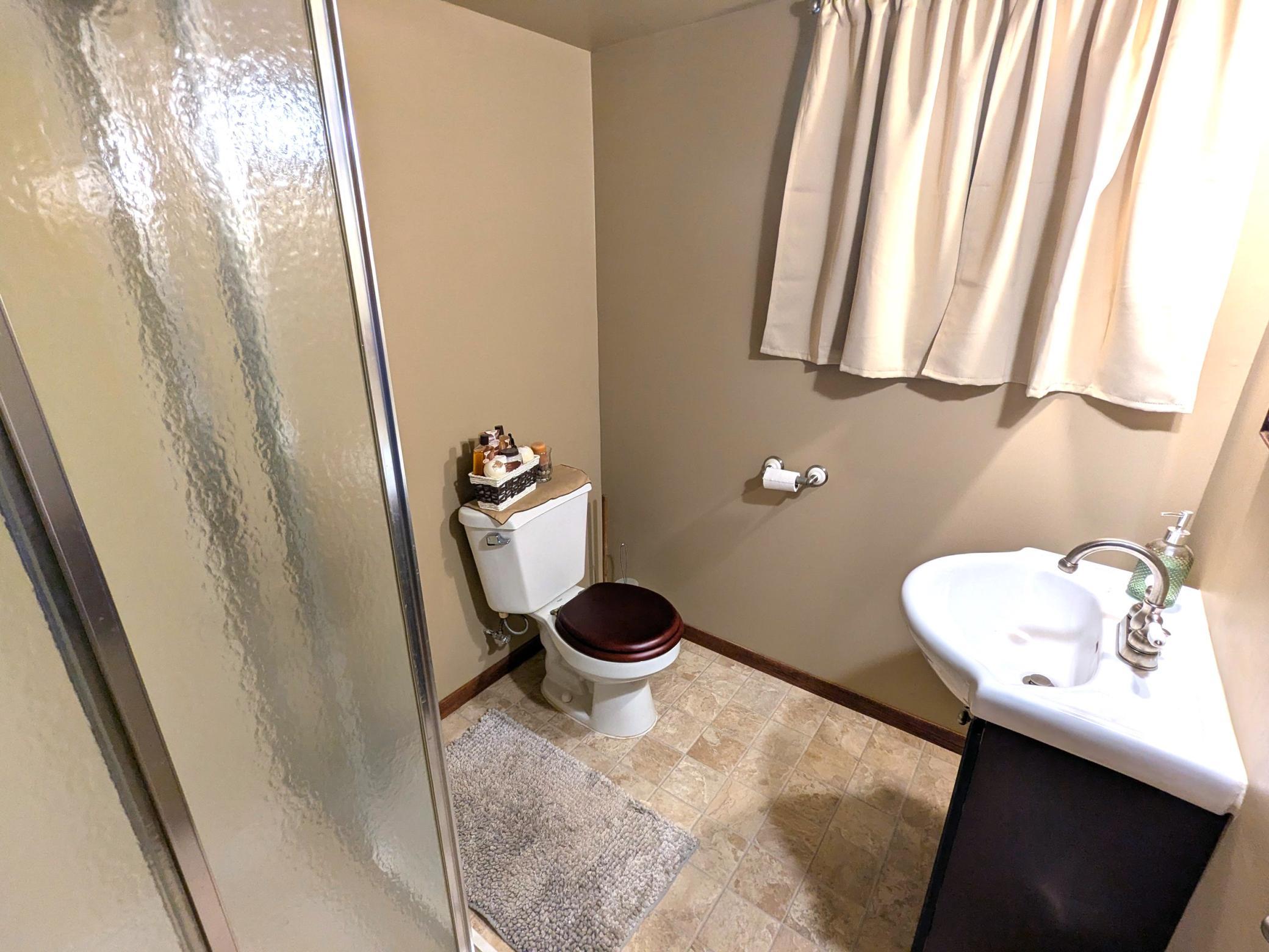 8270 E Main Street Property Photo 20