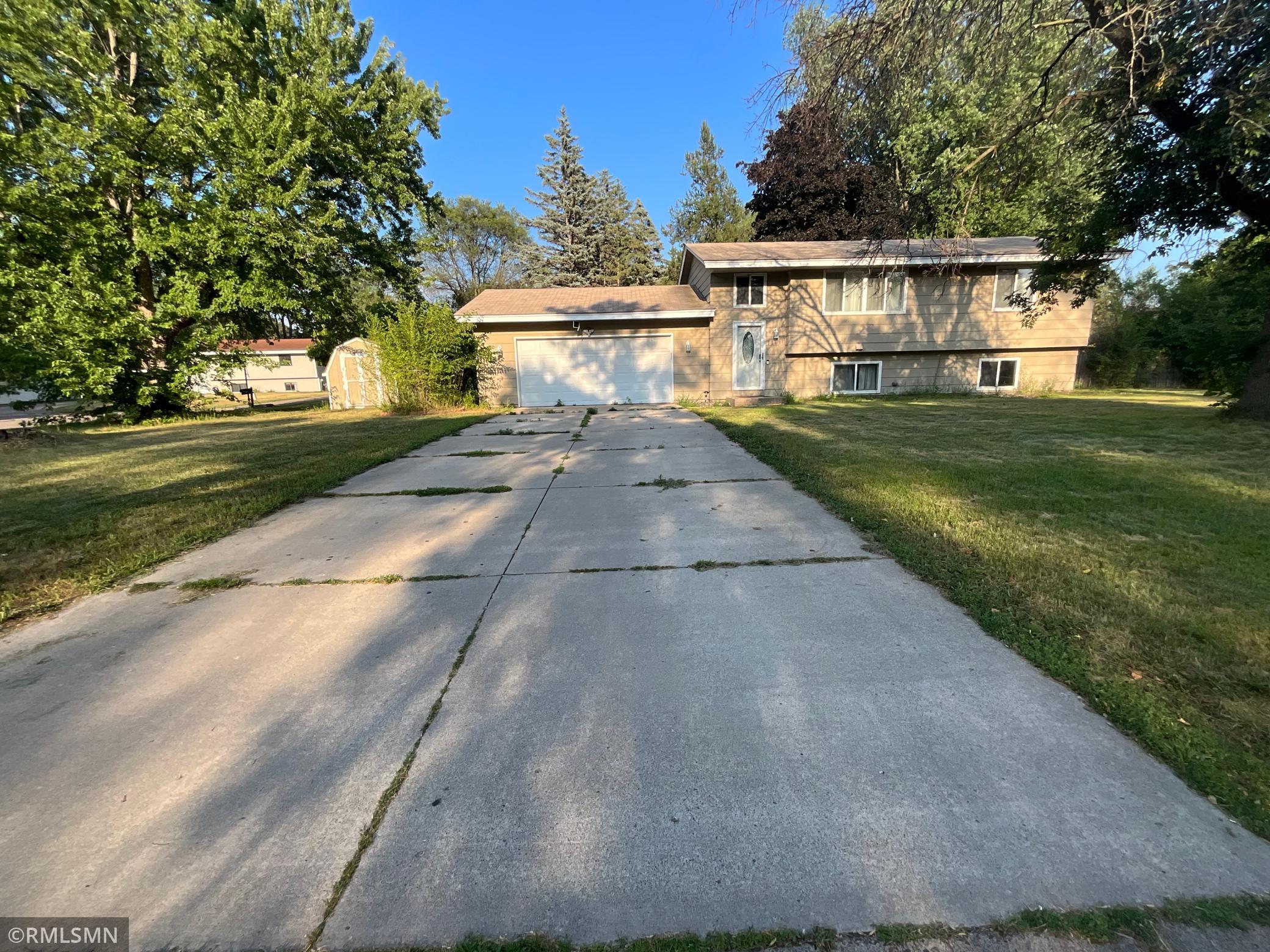 7308 Fremont Avenue N Property Photo 1