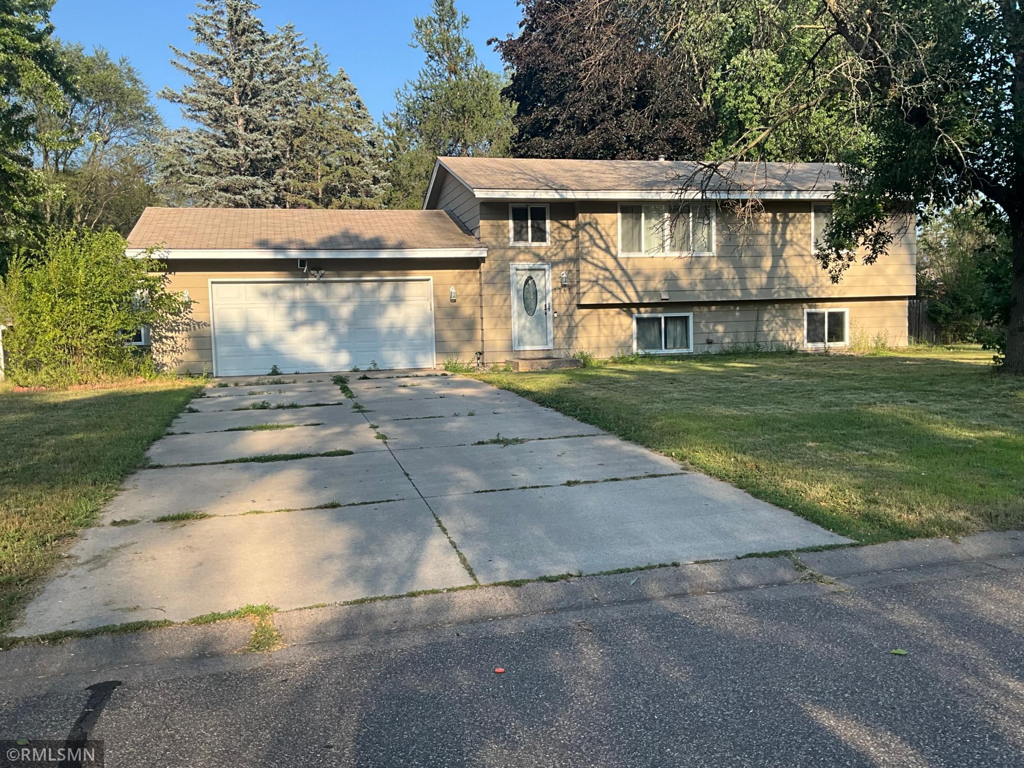 7308 Fremont Avenue N Property Photo 10