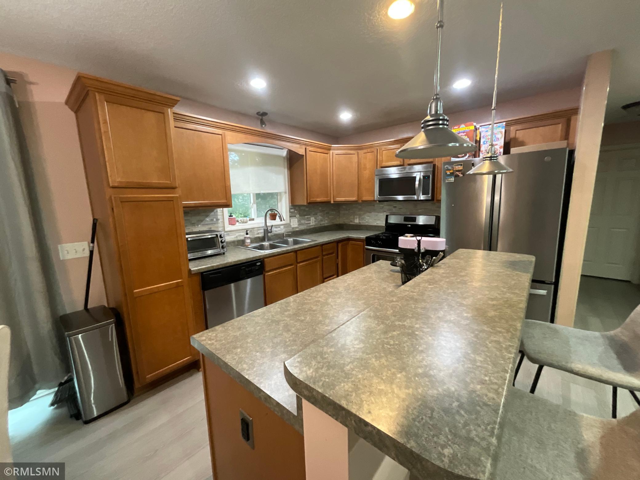 7308 Fremont Avenue N Property Photo 23