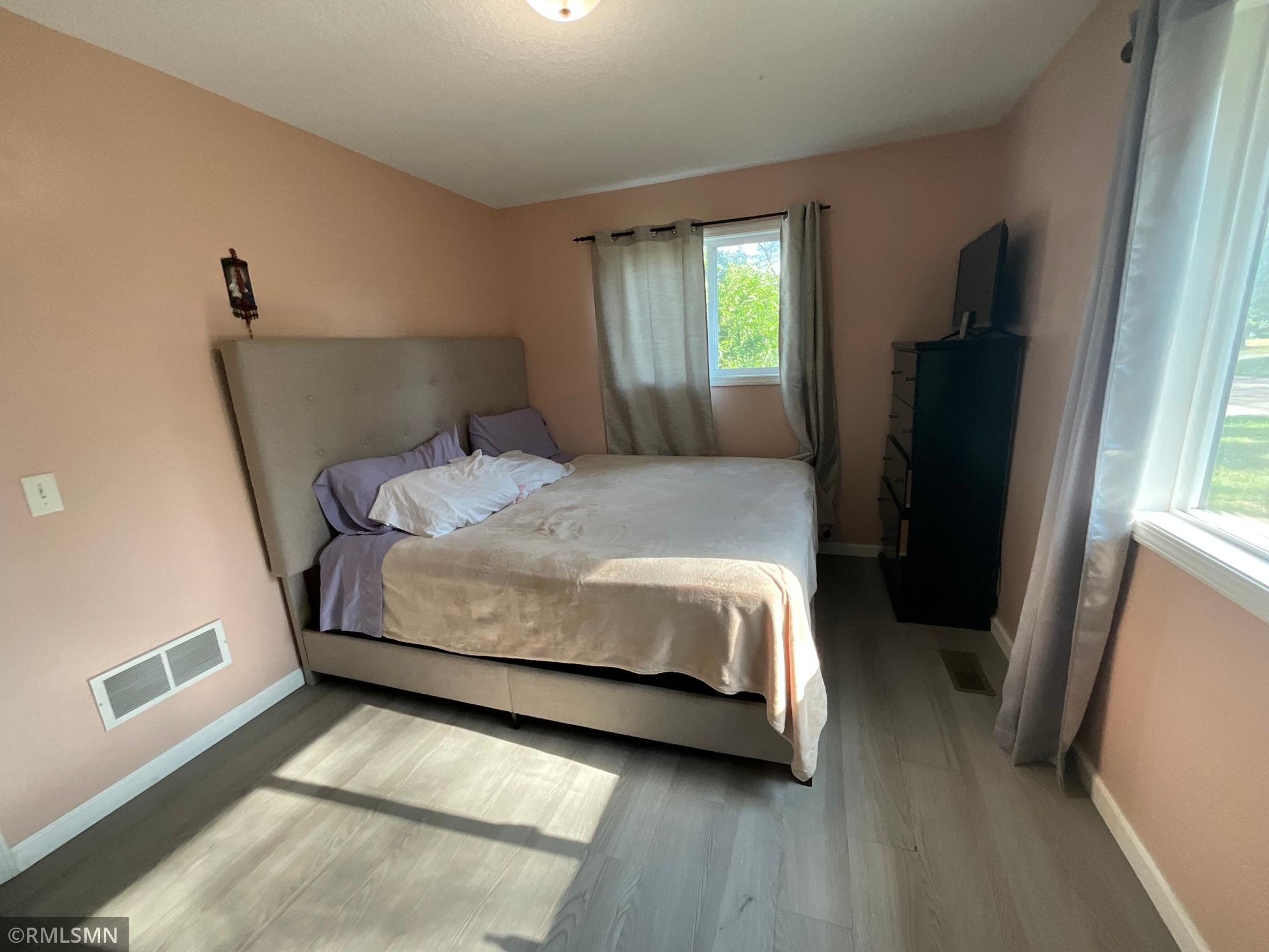 7308 Fremont Avenue N Property Photo 33