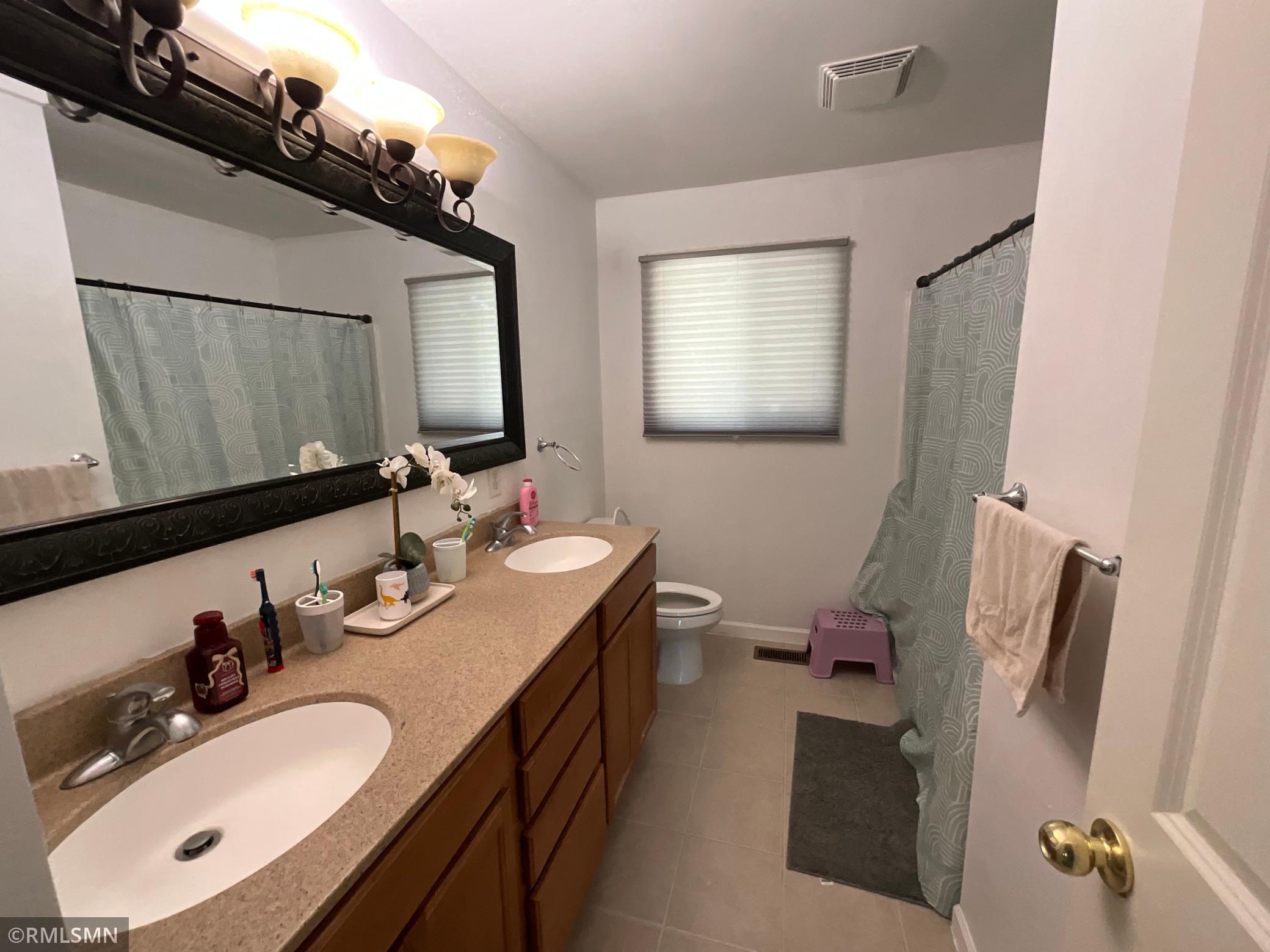 7308 Fremont Avenue N Property Photo 38