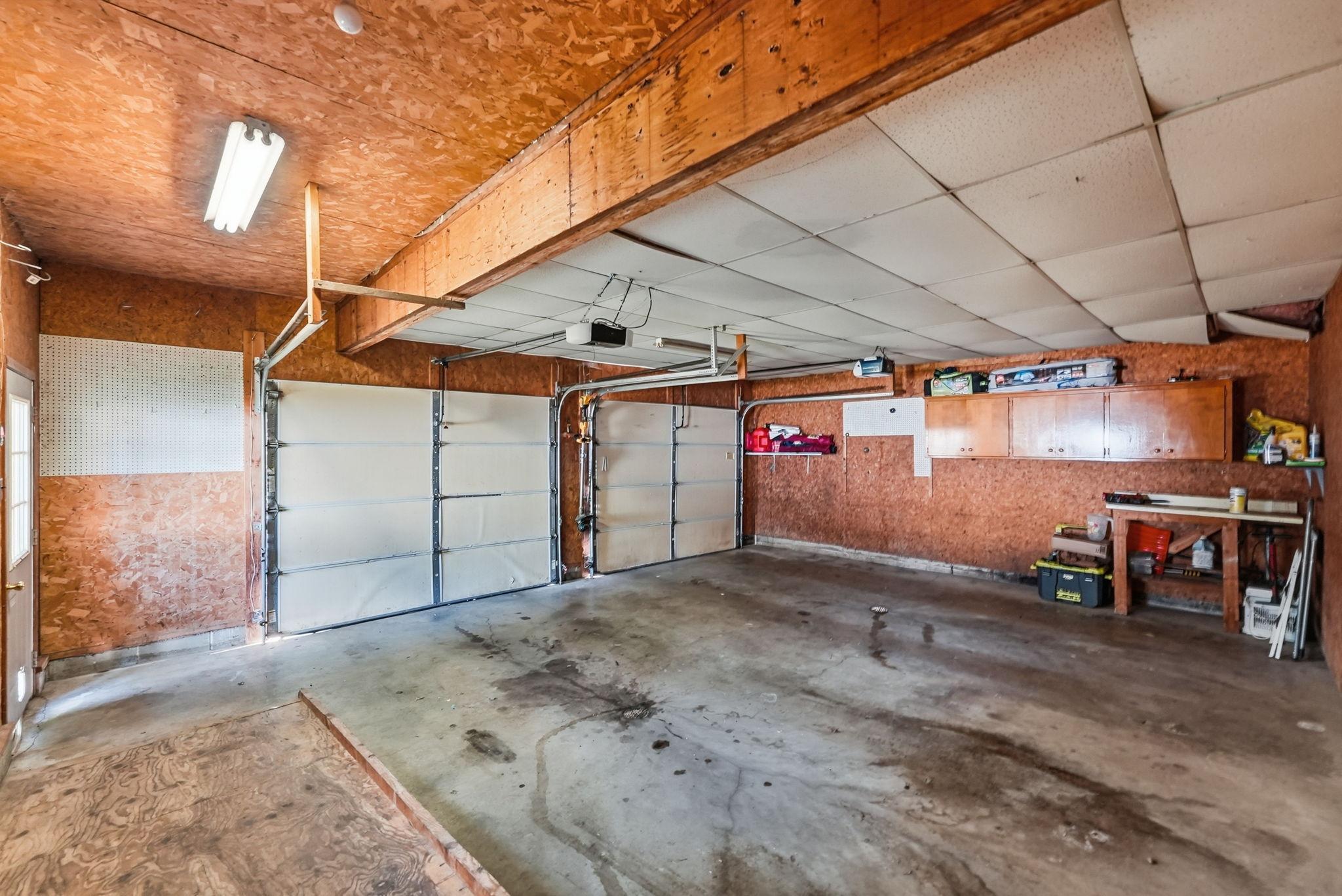 243 E Dahlstrom Avenue Property Photo 32