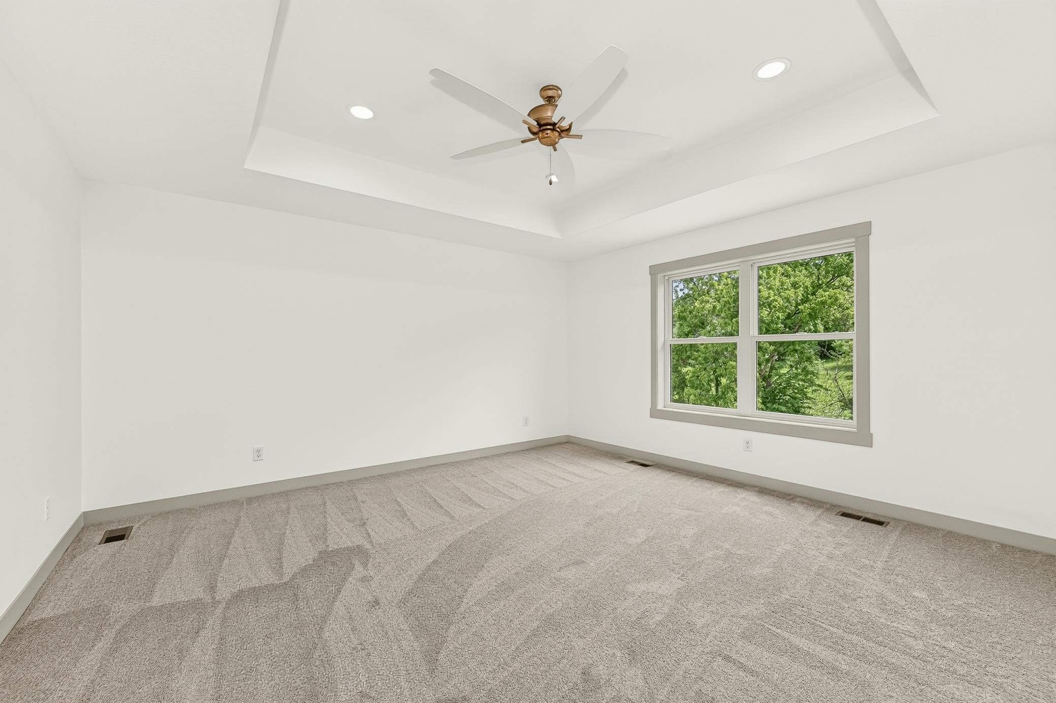 3730 Stonehedge Drive Ne Property Photo 15