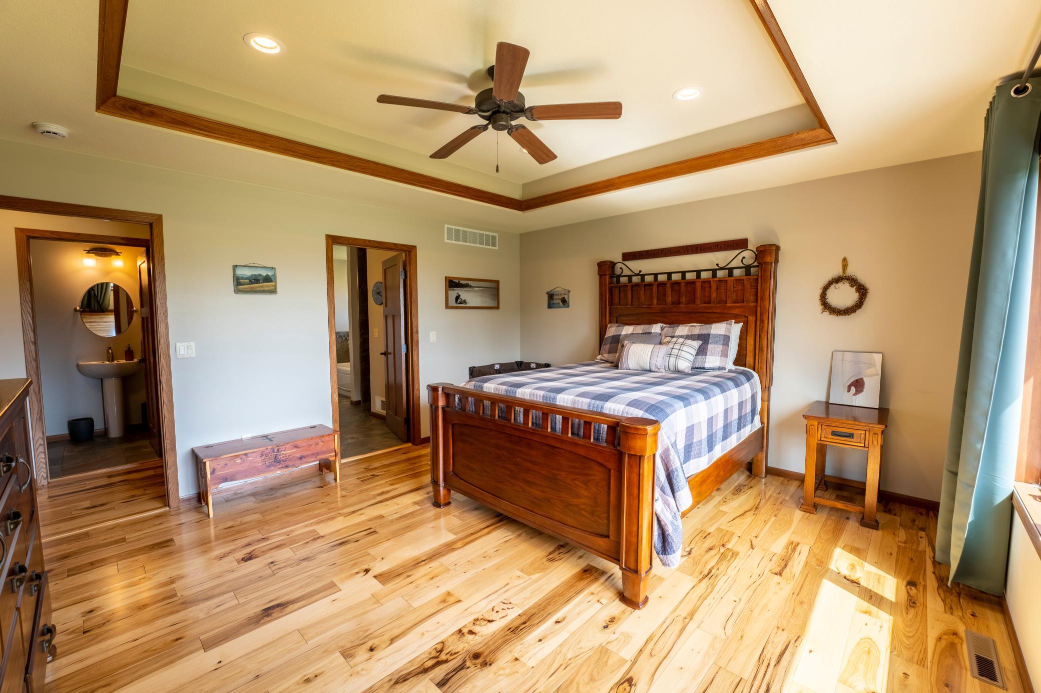 864 Goves Way Property Photo 18