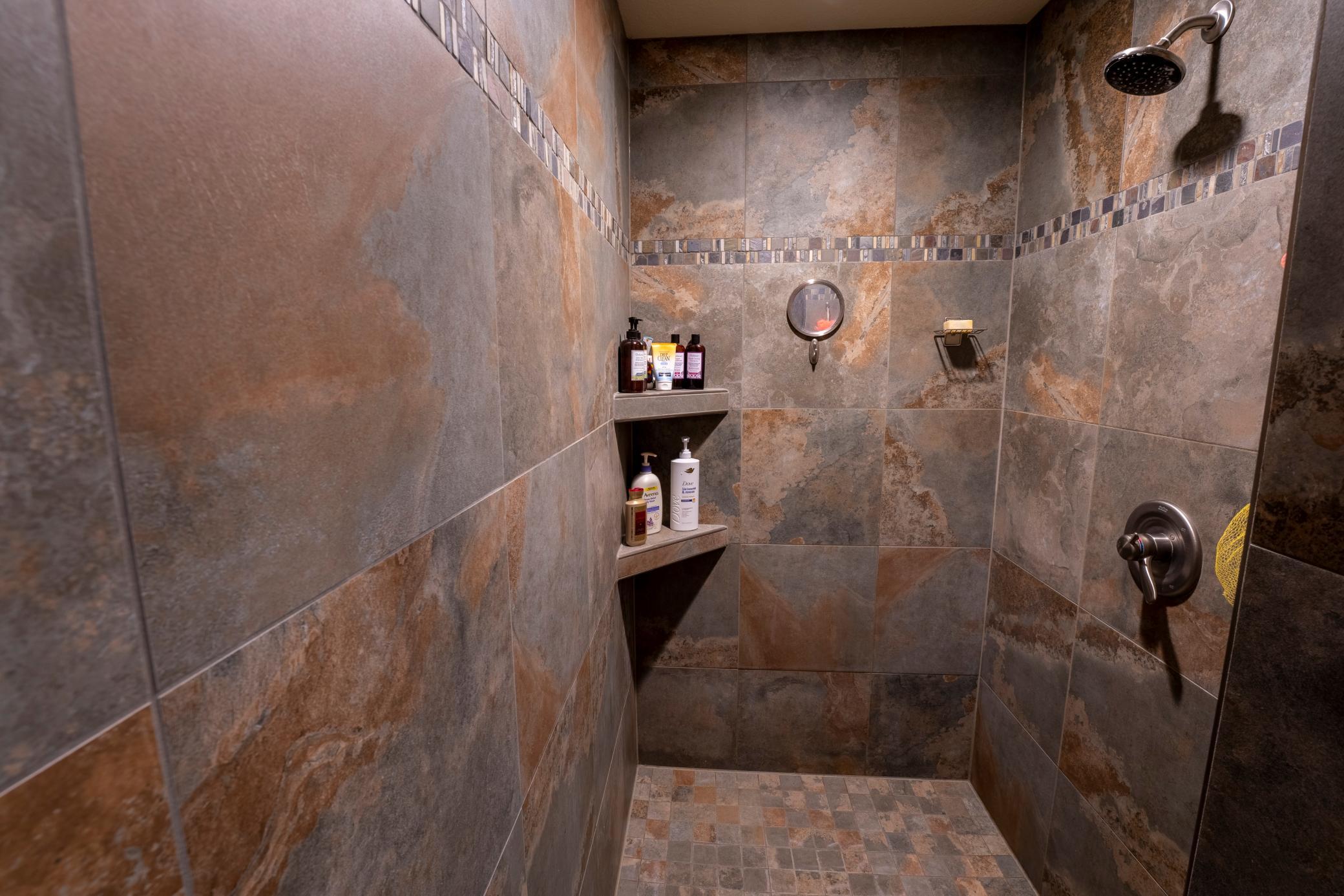 864 Goves Way Property Photo 22