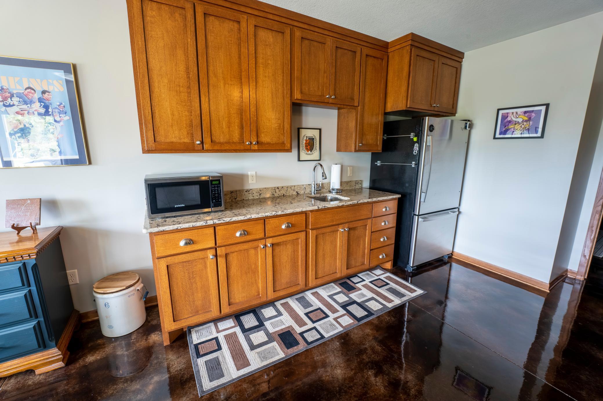 864 Goves Way Property Photo 38