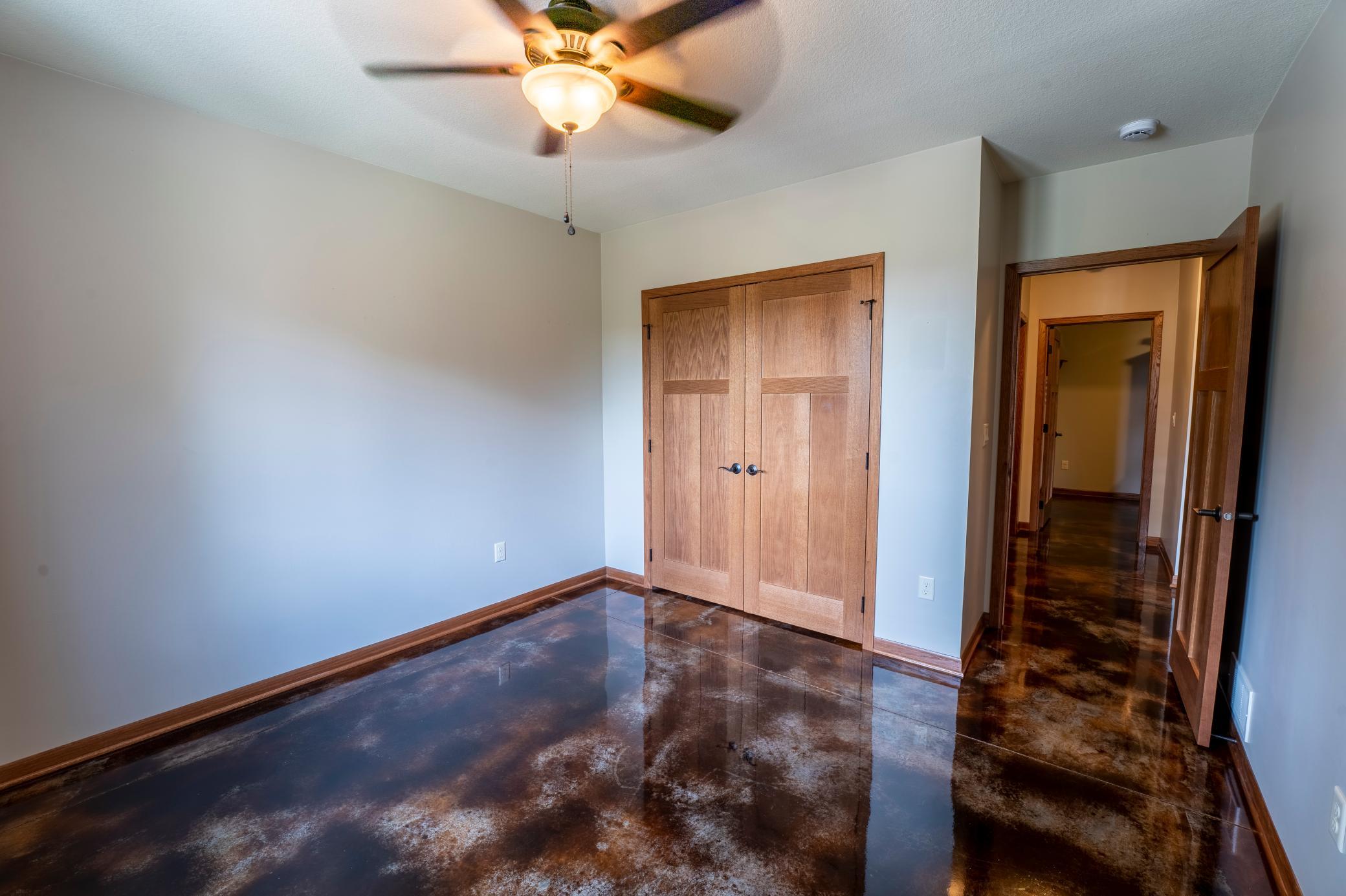 864 Goves Way Property Photo 45