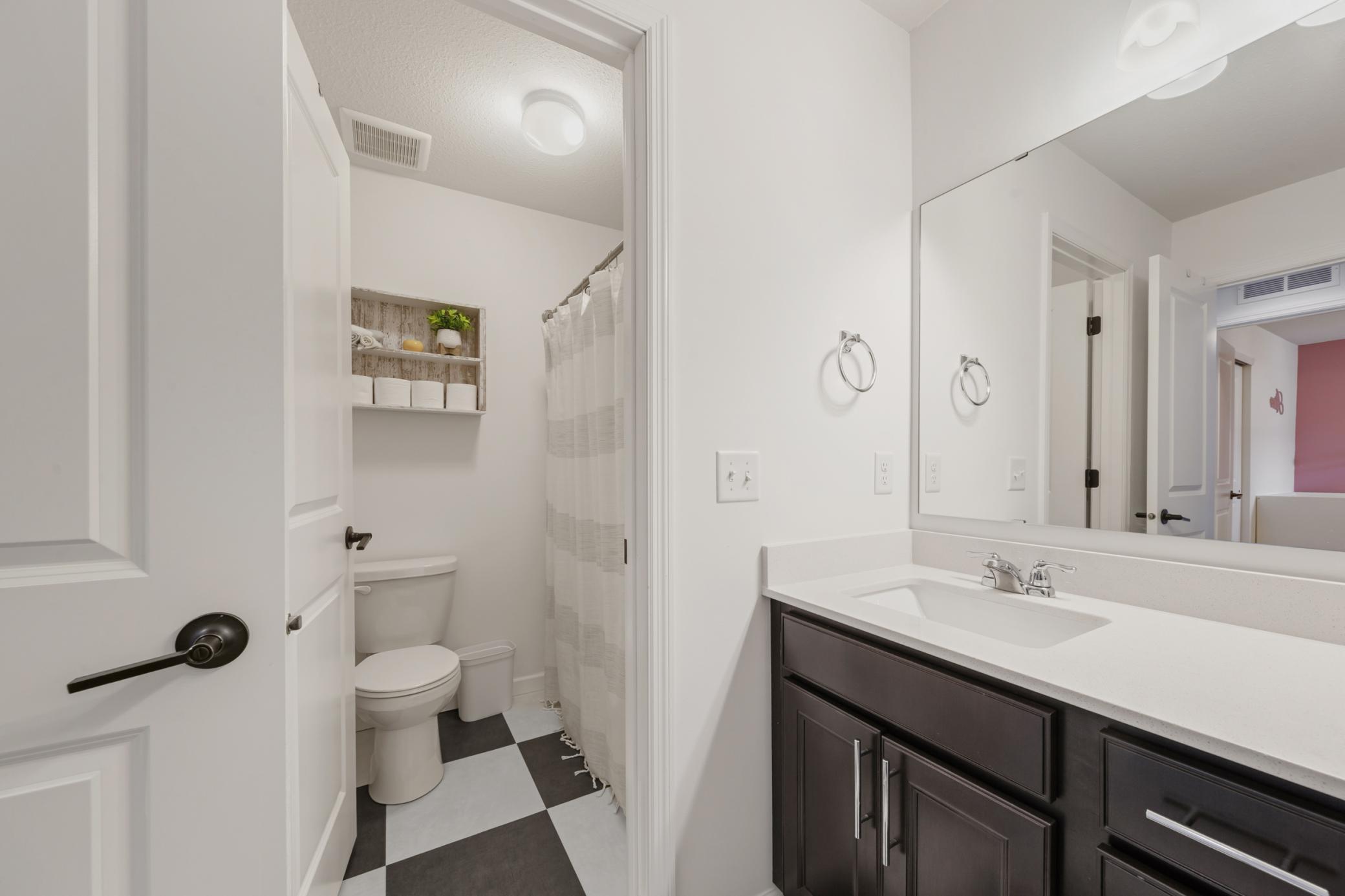 762 Stonegate Road Property Photo 30