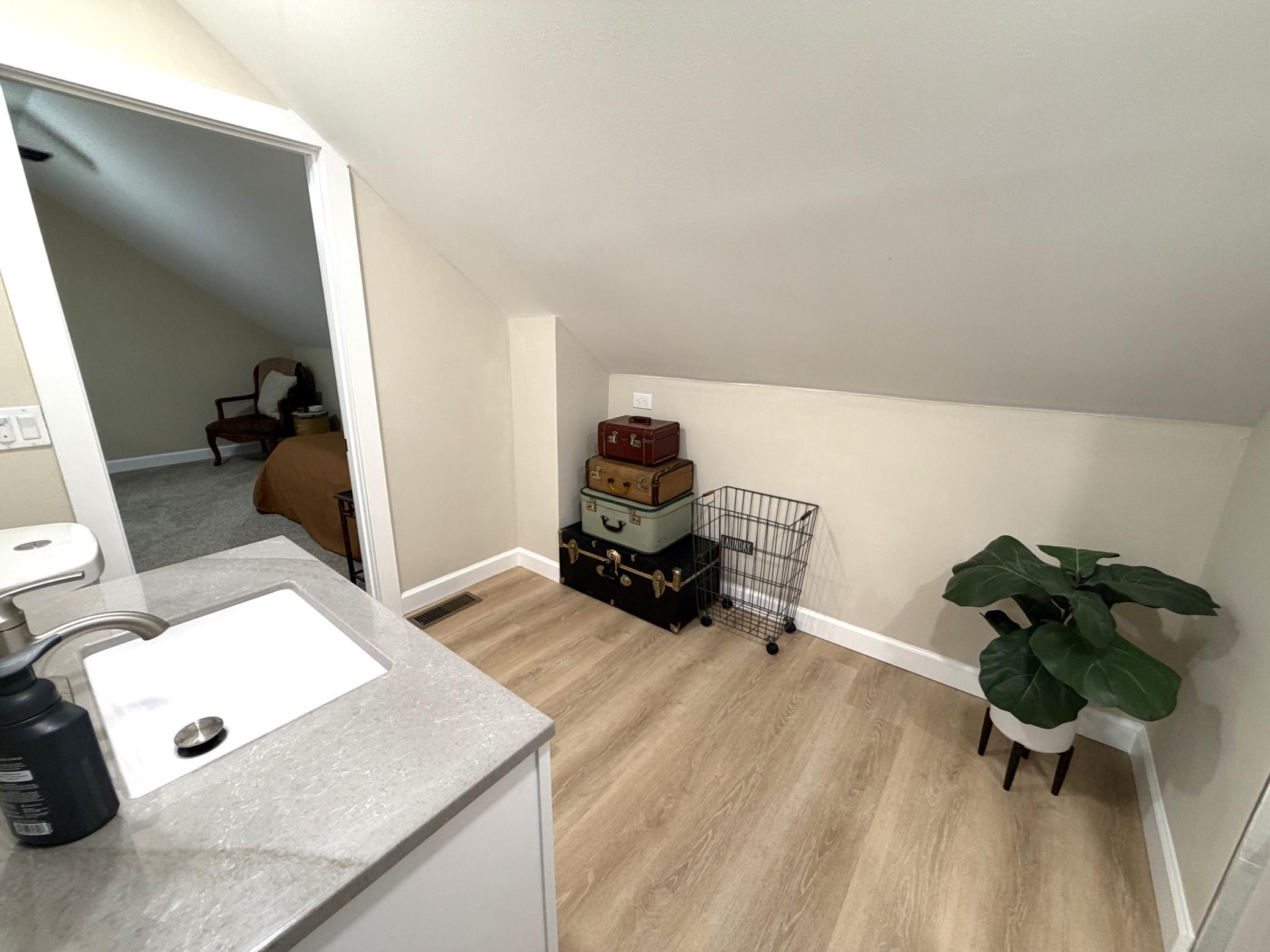 727 S 7th Street Property Photo 12