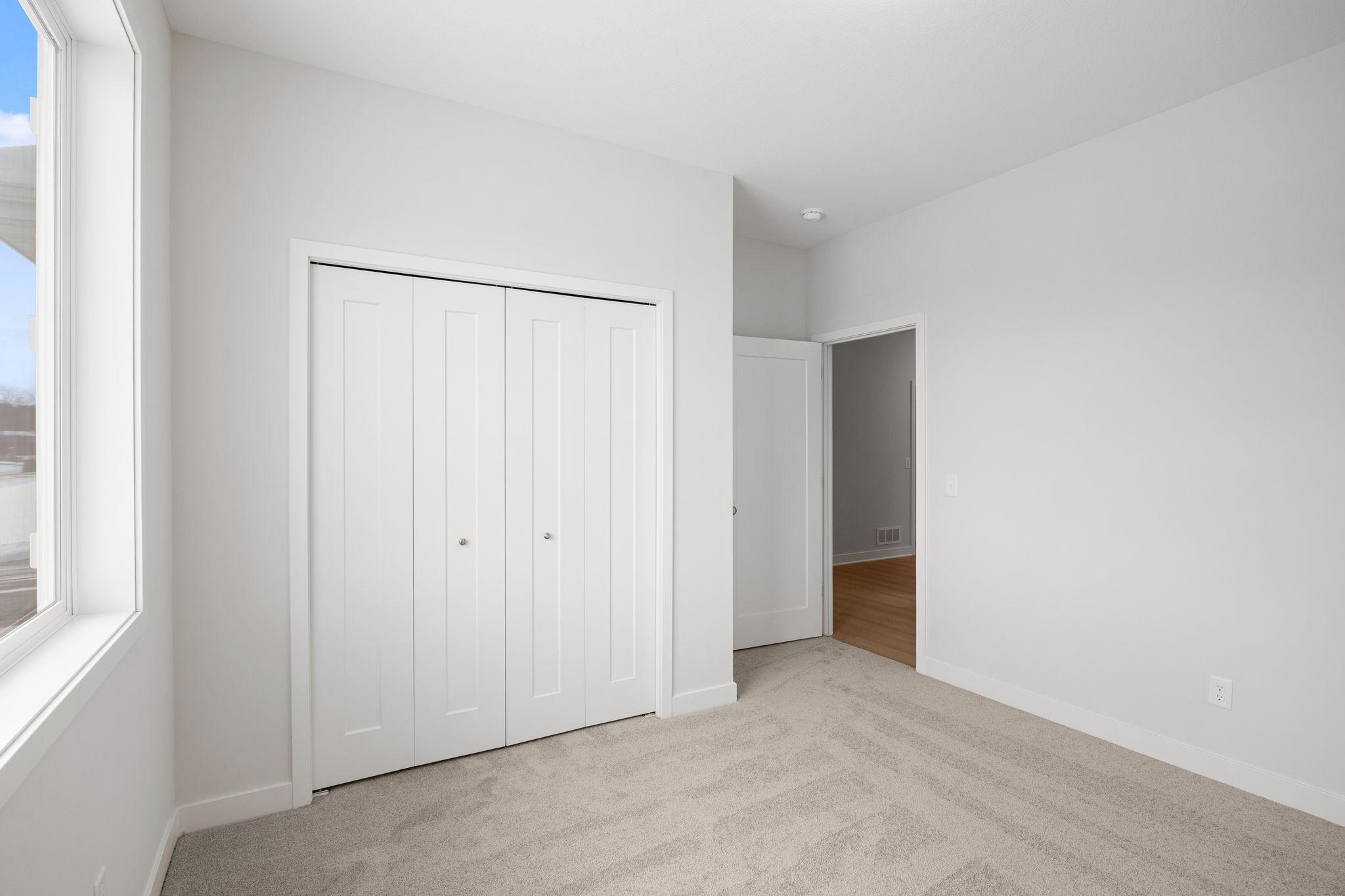 7473 170th Avenue Nw Property Photo 9