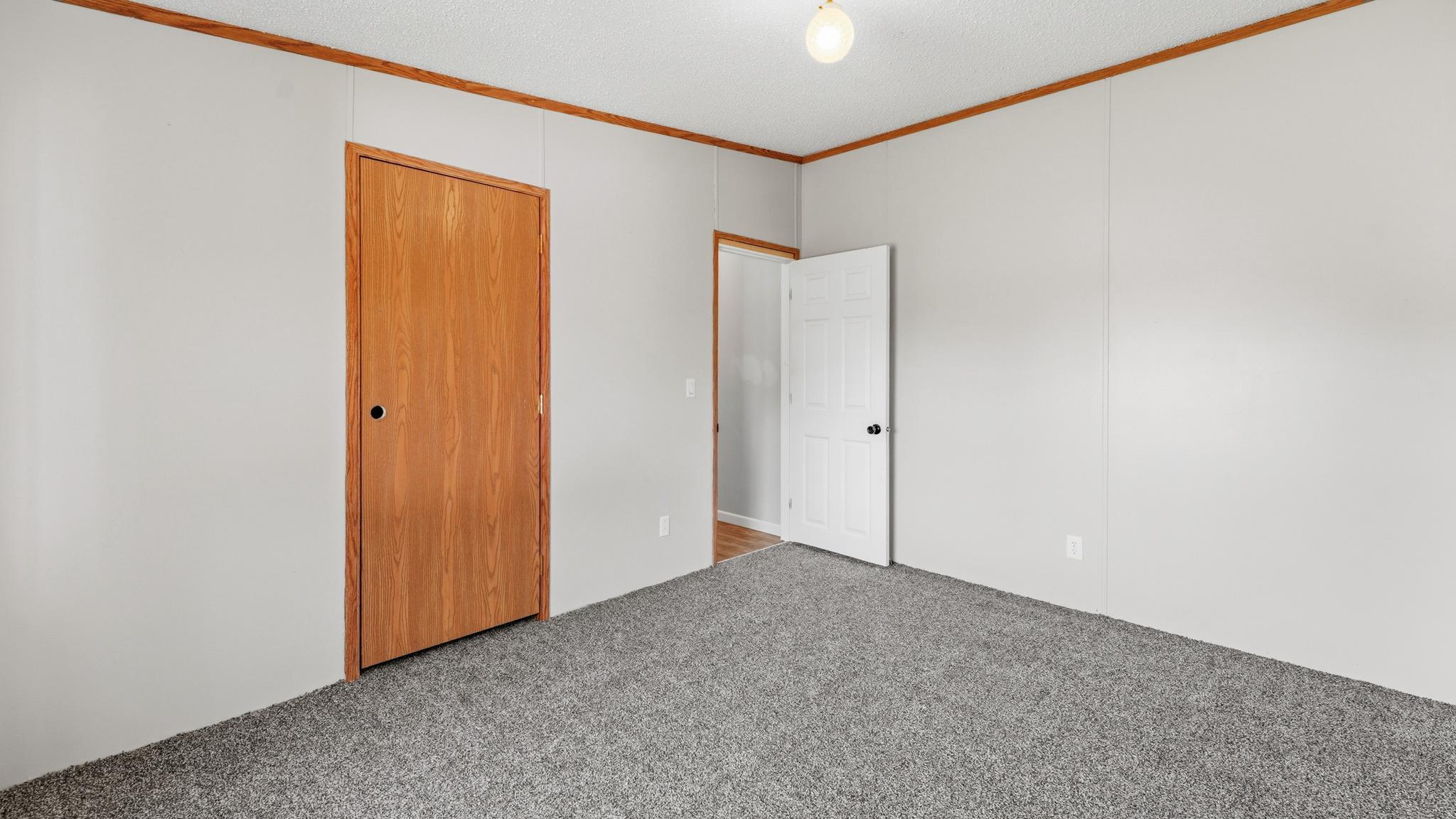 57098 Forest Boulevard Property Photo 12